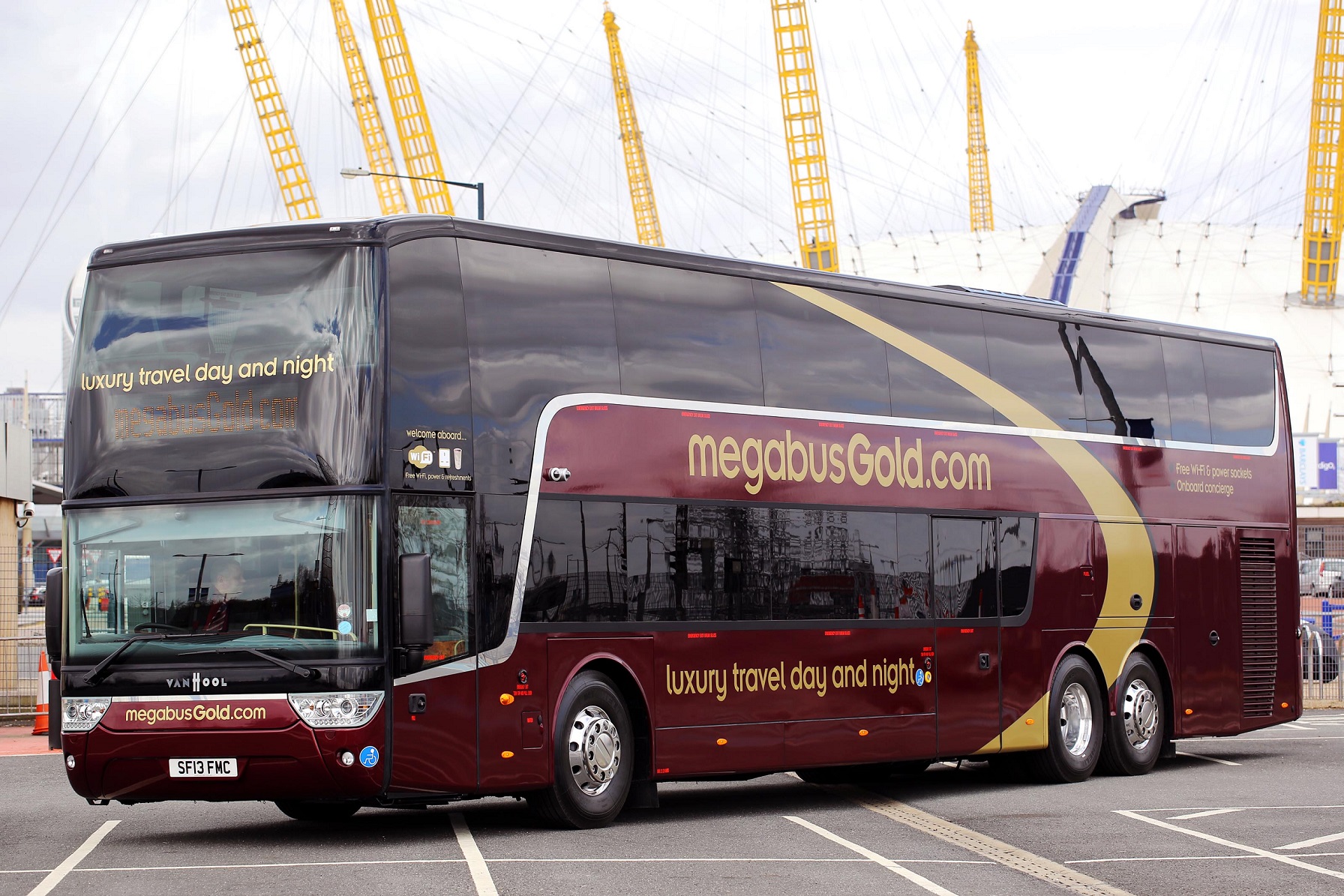 Megabus Gold Van Hool Astromega