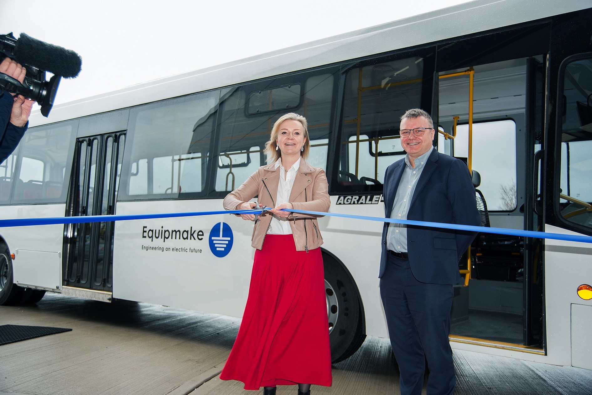 Equipmake electric bus launch with Liz Truss