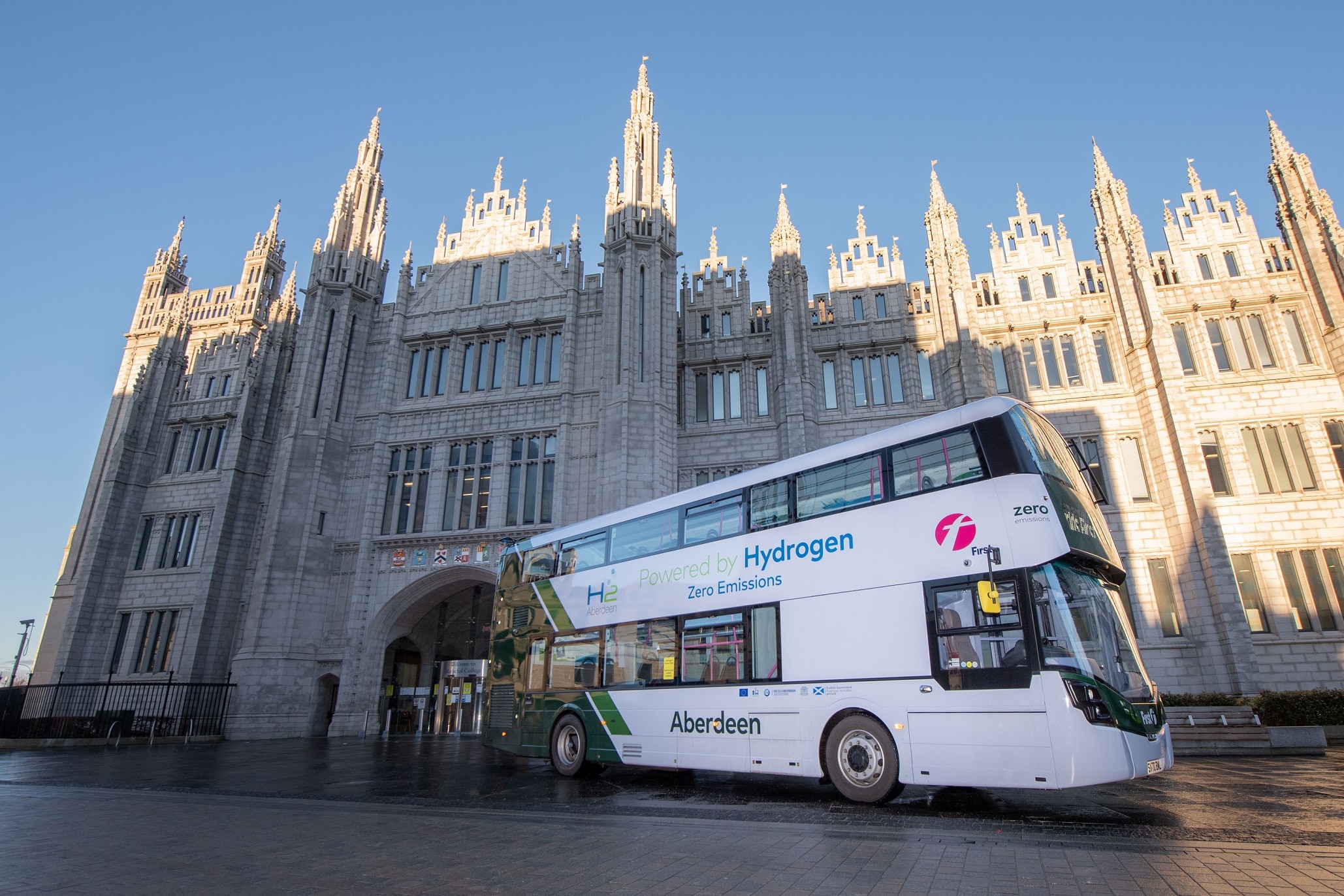 First Aberdeen hydrogen Wrightbus StreetDeck FCEV