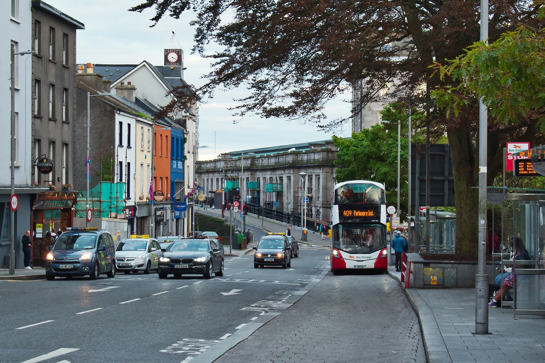 Up to 800 battery-electric buses for Ireland