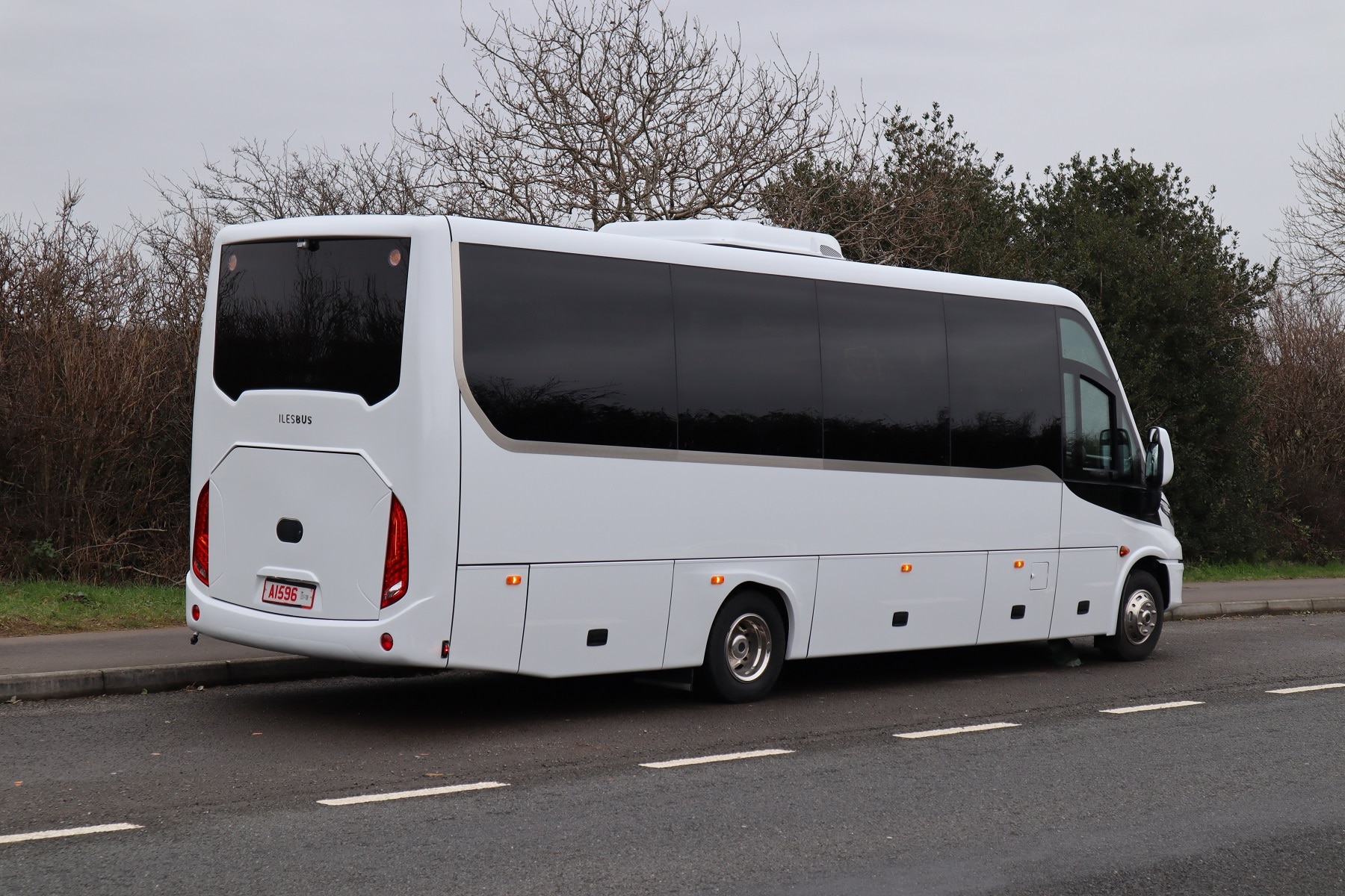 Ilesbus Glance rear view