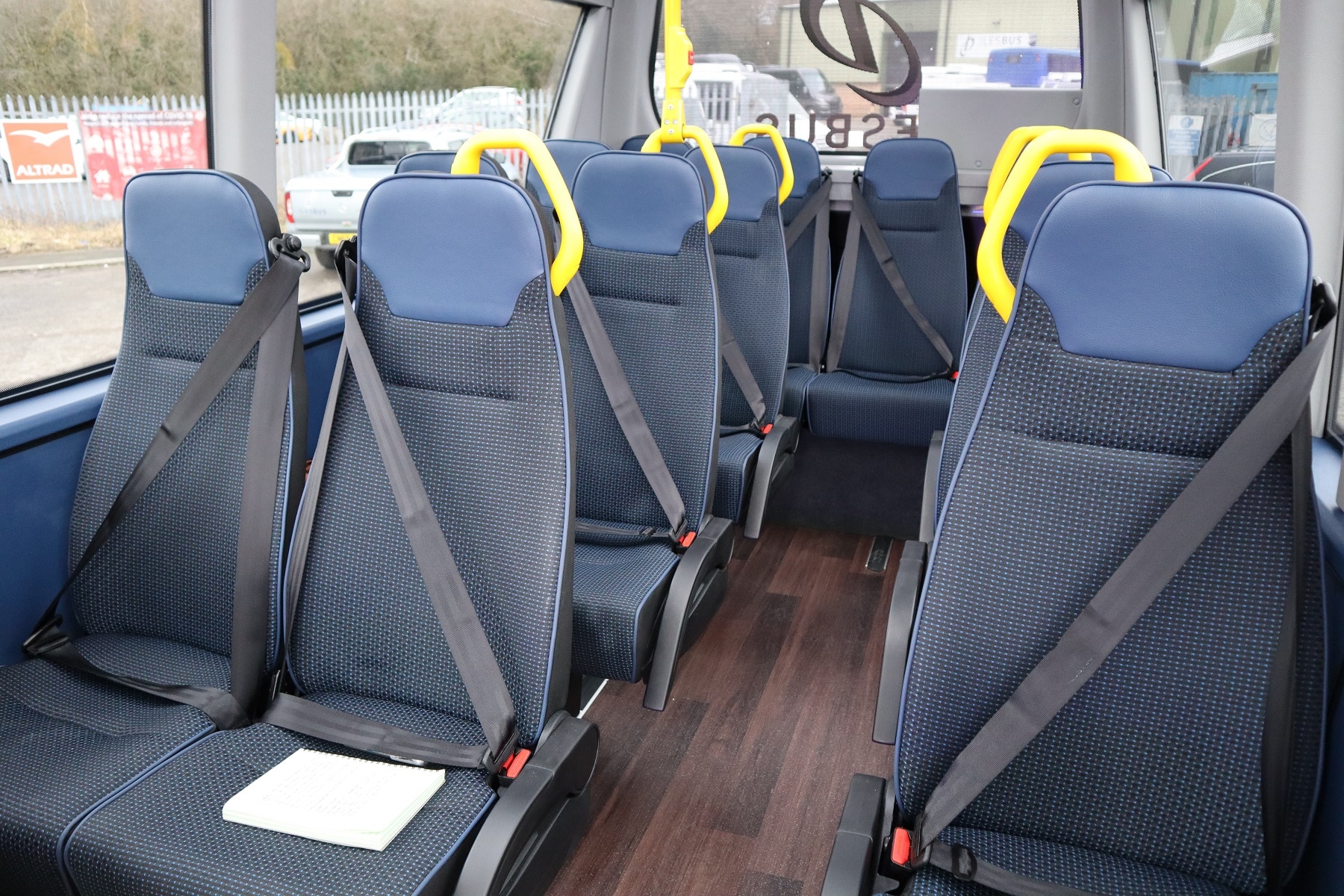 Ilesbus I-City minibus interior