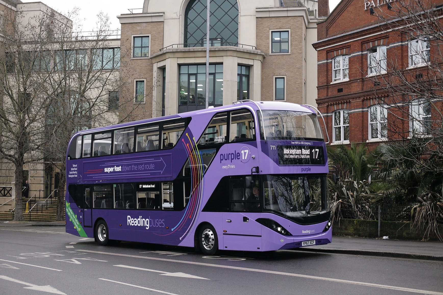 Reading Buses renews contract with MiX Telematics