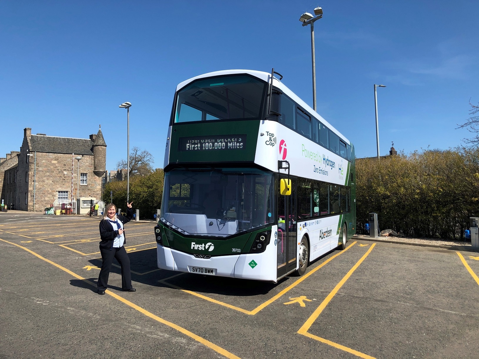 First Aberdeen Wrightbus StreetDeck FCEV