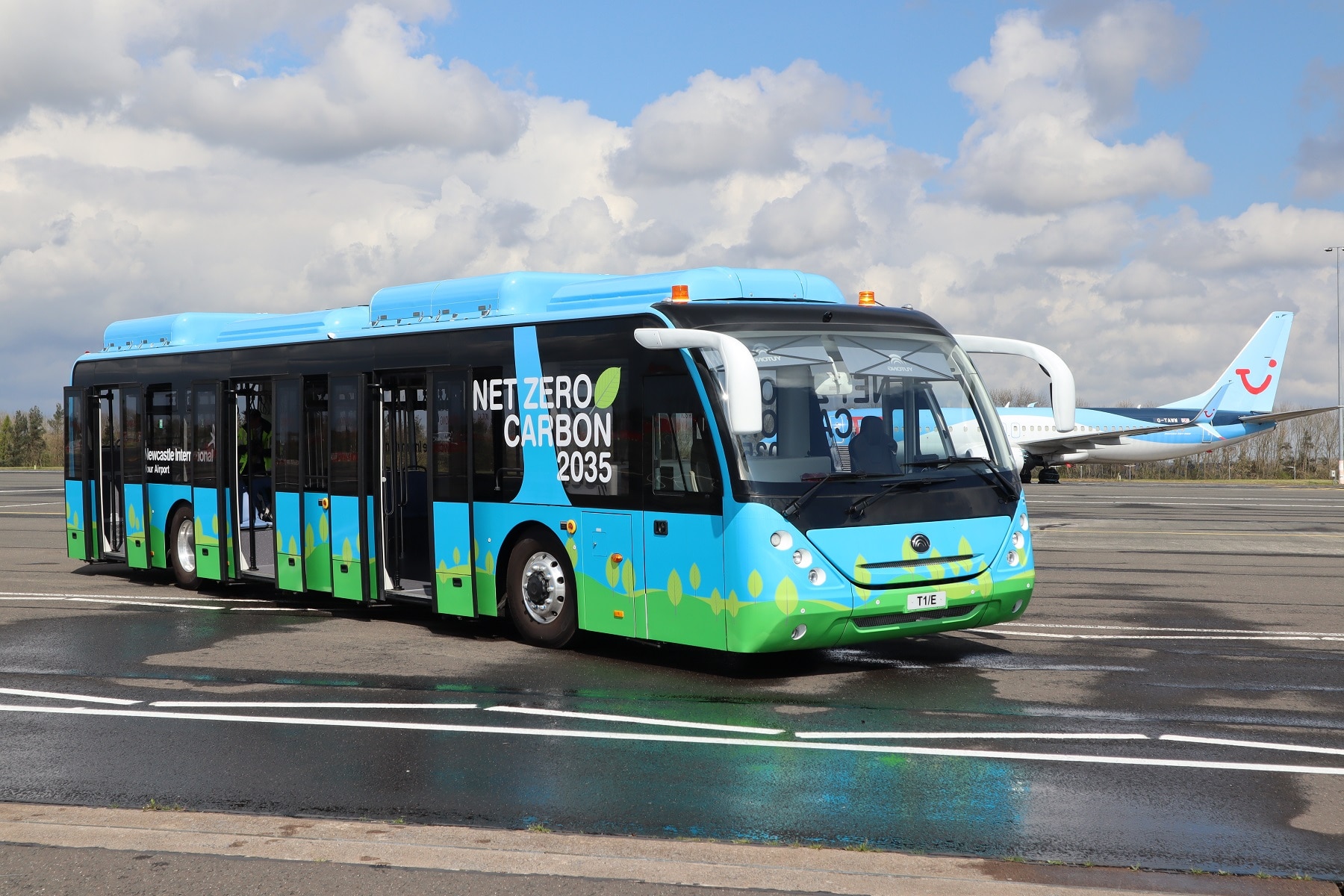 Yutong ABe13 airside bus at Newcastle International Airport