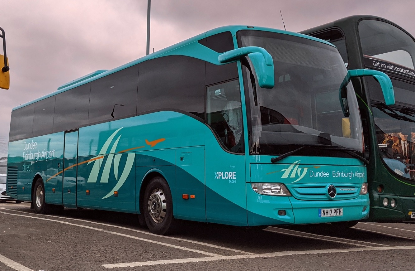 travel dundee airport bus