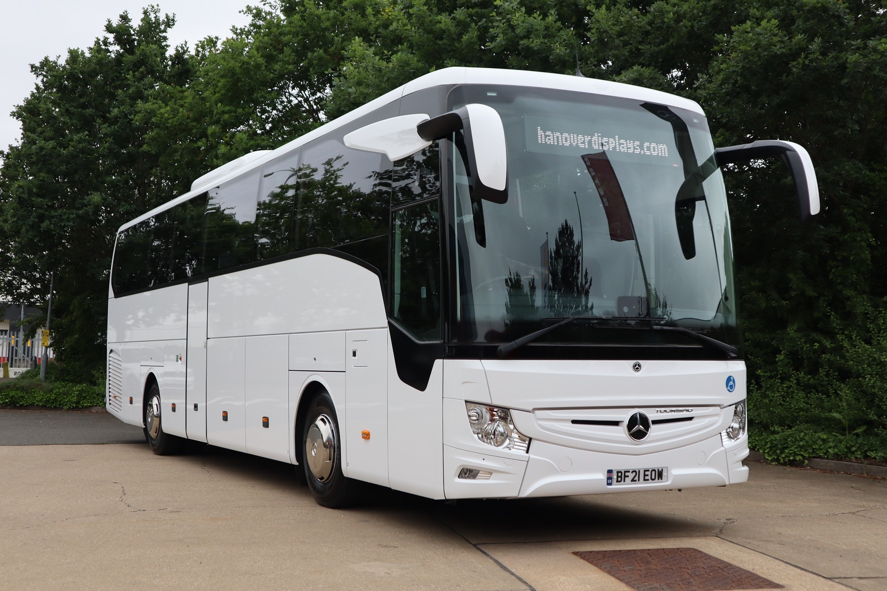 Hermano cocina Nube Test Drive: Mercedes-Benz Tourismo Access 12.3m - routeone