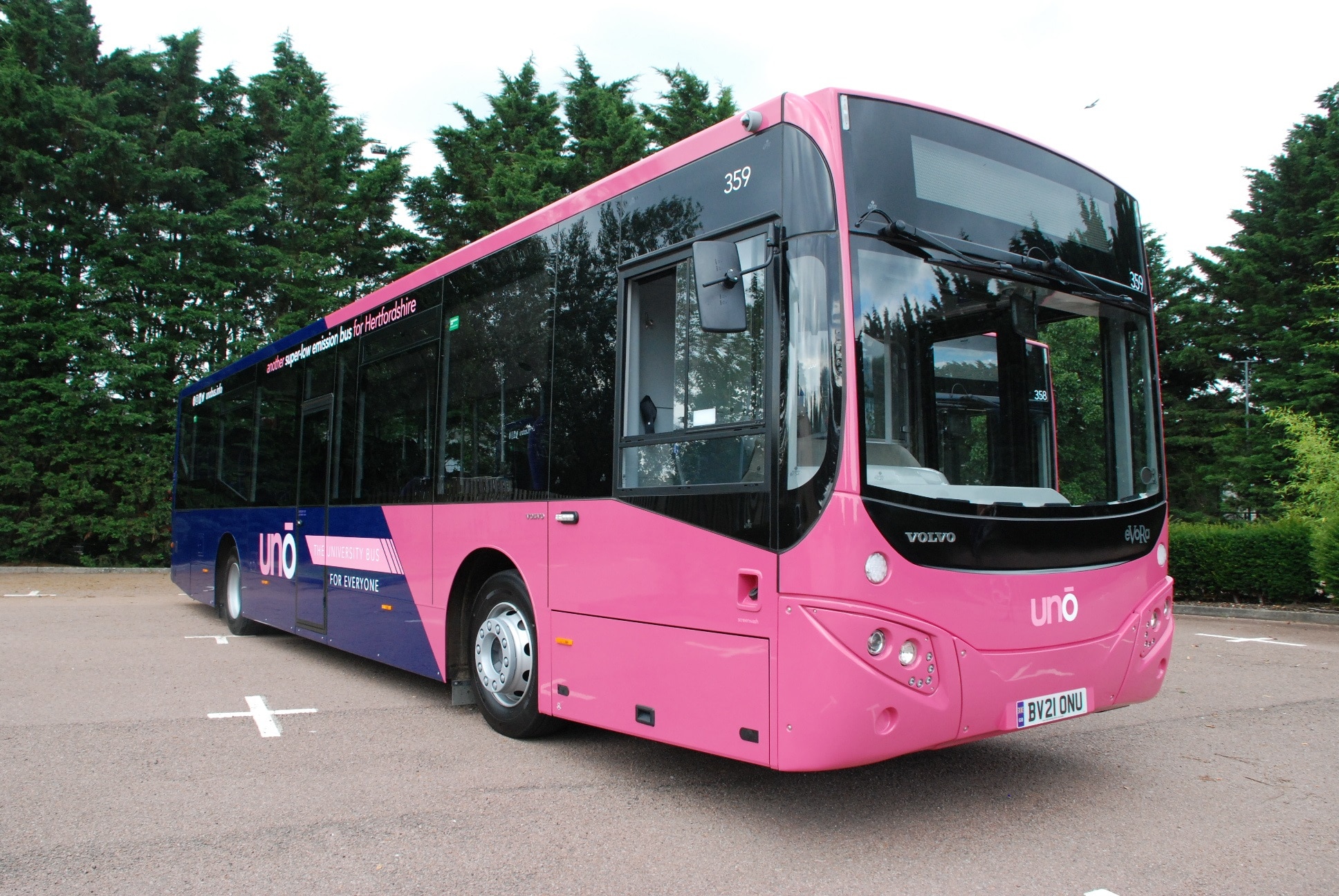 Uno Volvo B8RLE MCV Evora