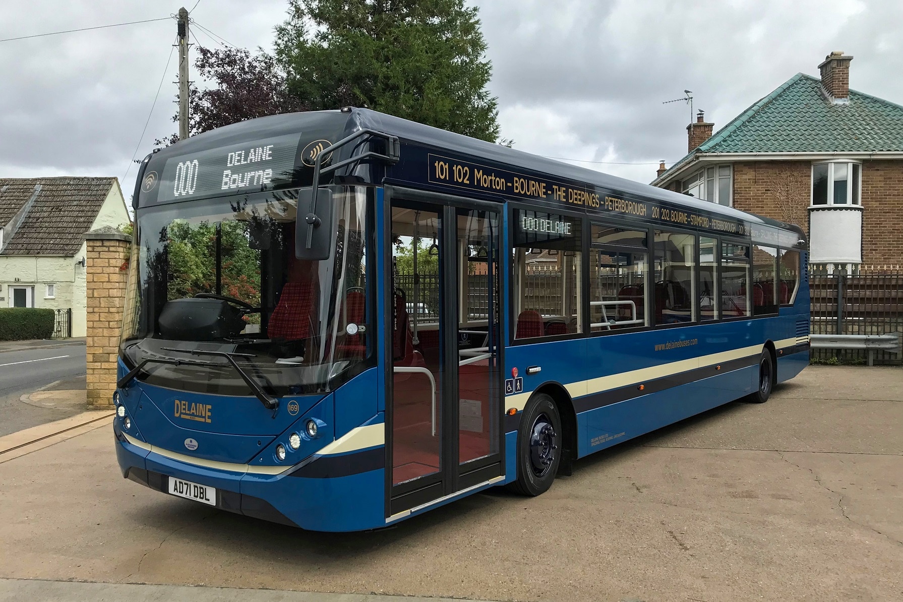 Delaine Buses Enviro200