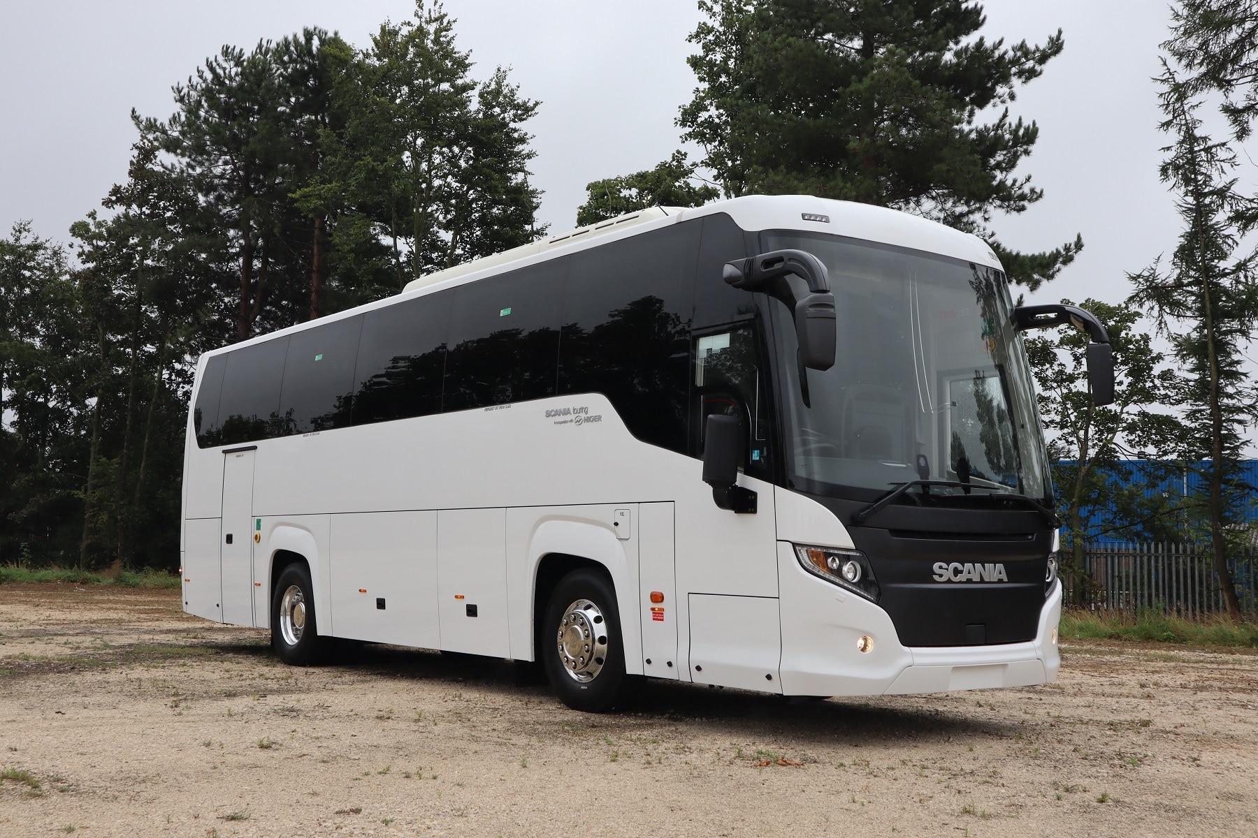 Scania Touring 10.9m mid-sized coach