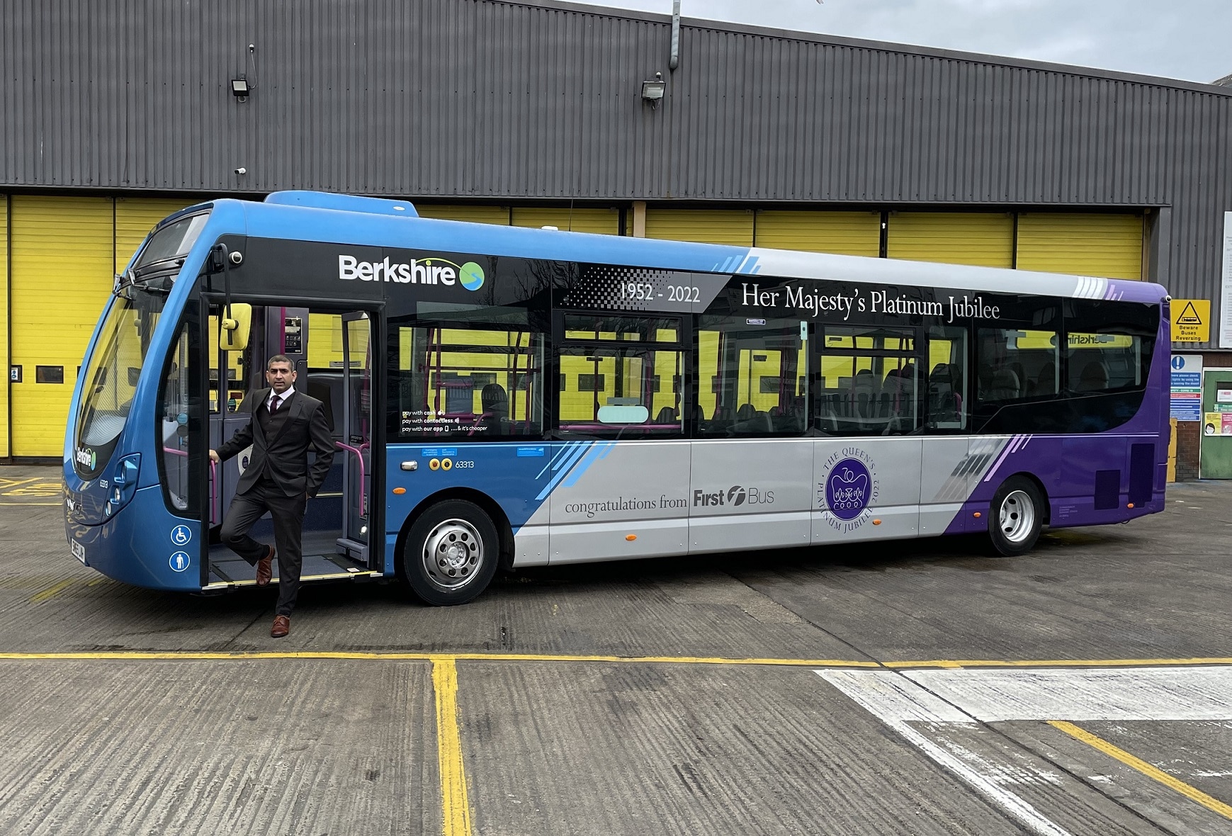 First Berkshire Platinum Jubilee bus