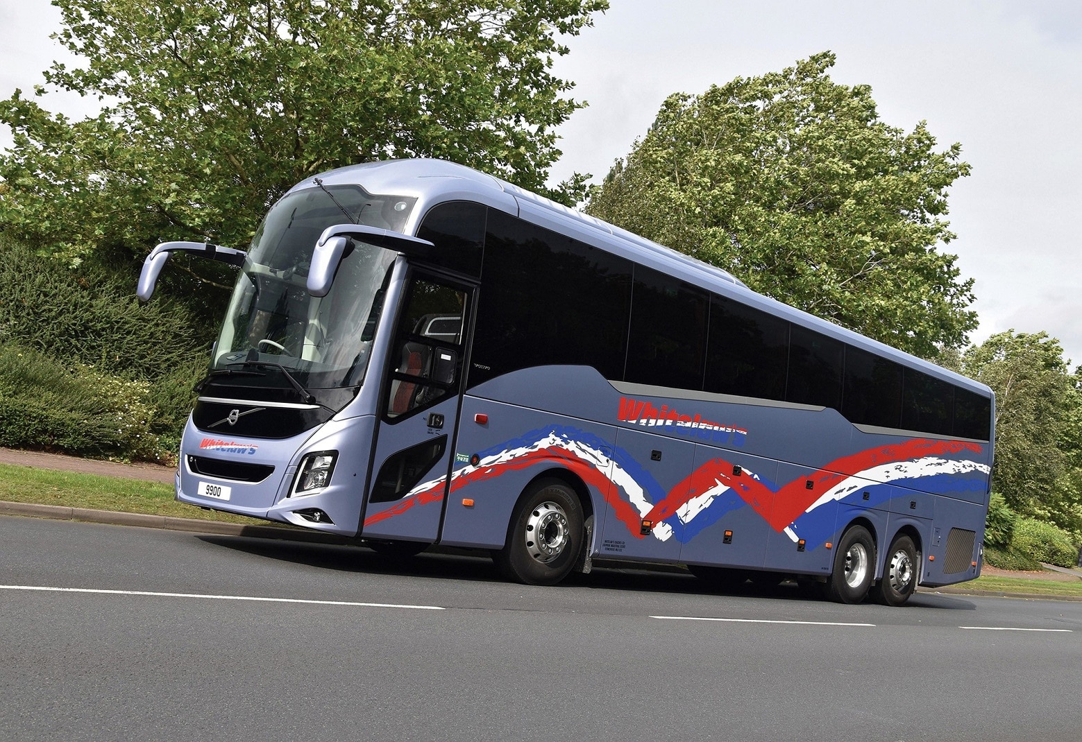 Volvo 9900 coach for Whitelaws
