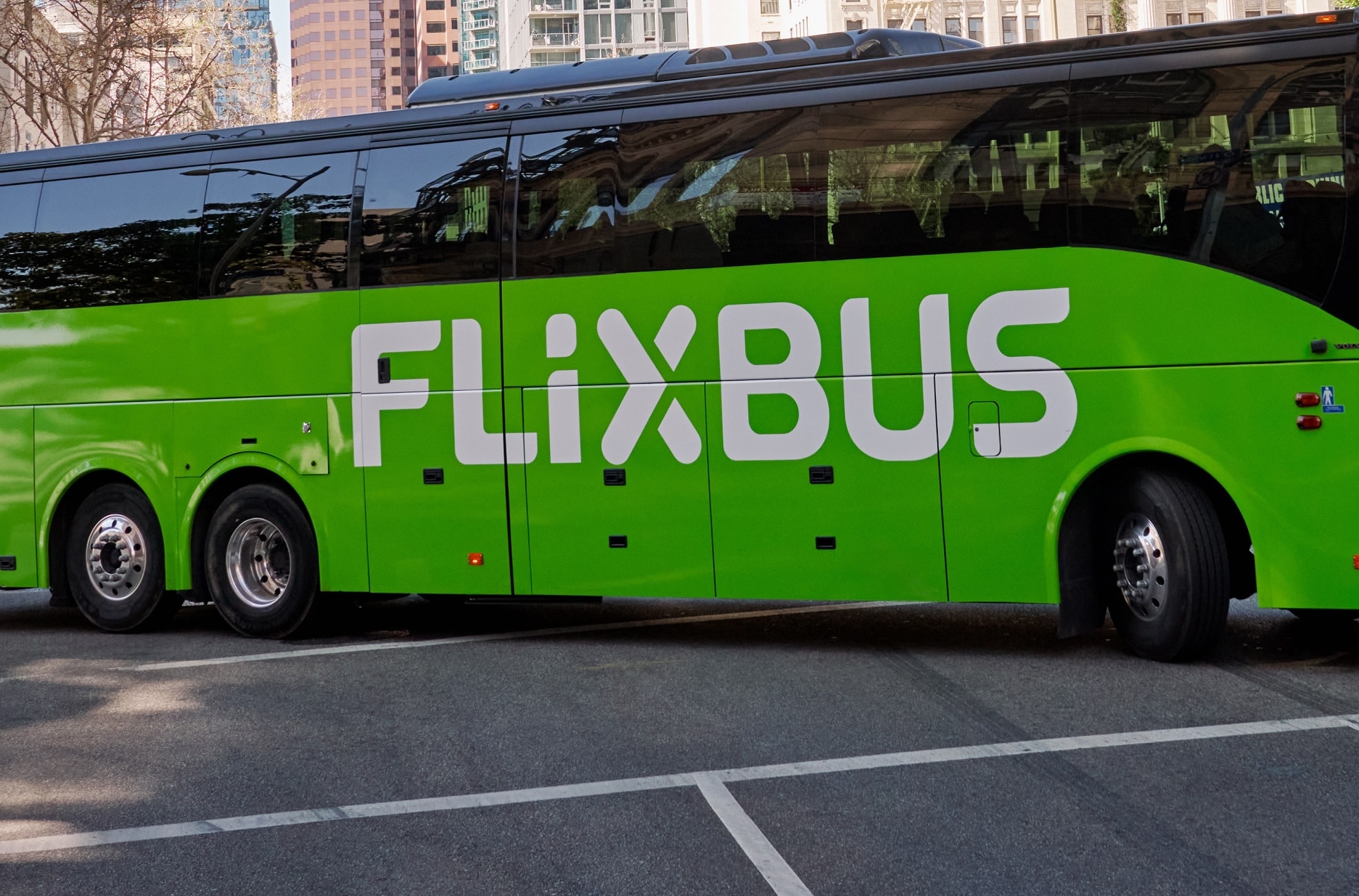 FlixBus works with Berrys Coaches and Roselyn Coaches