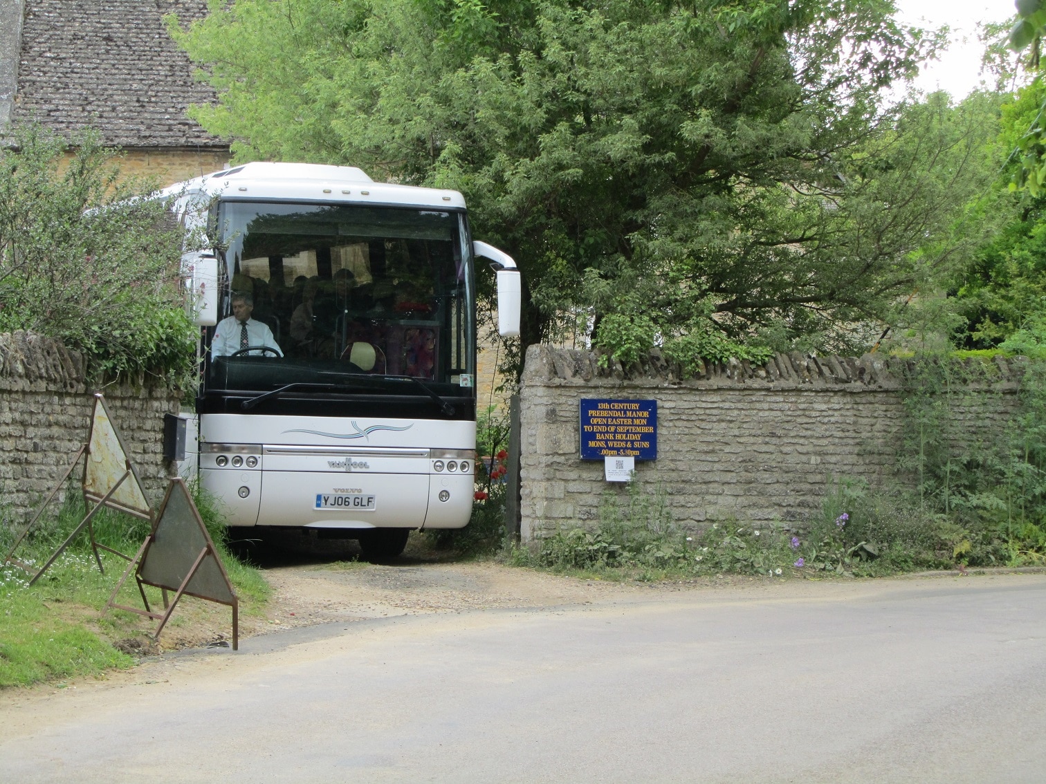 Legacy coach hire rates a problem, says one operator