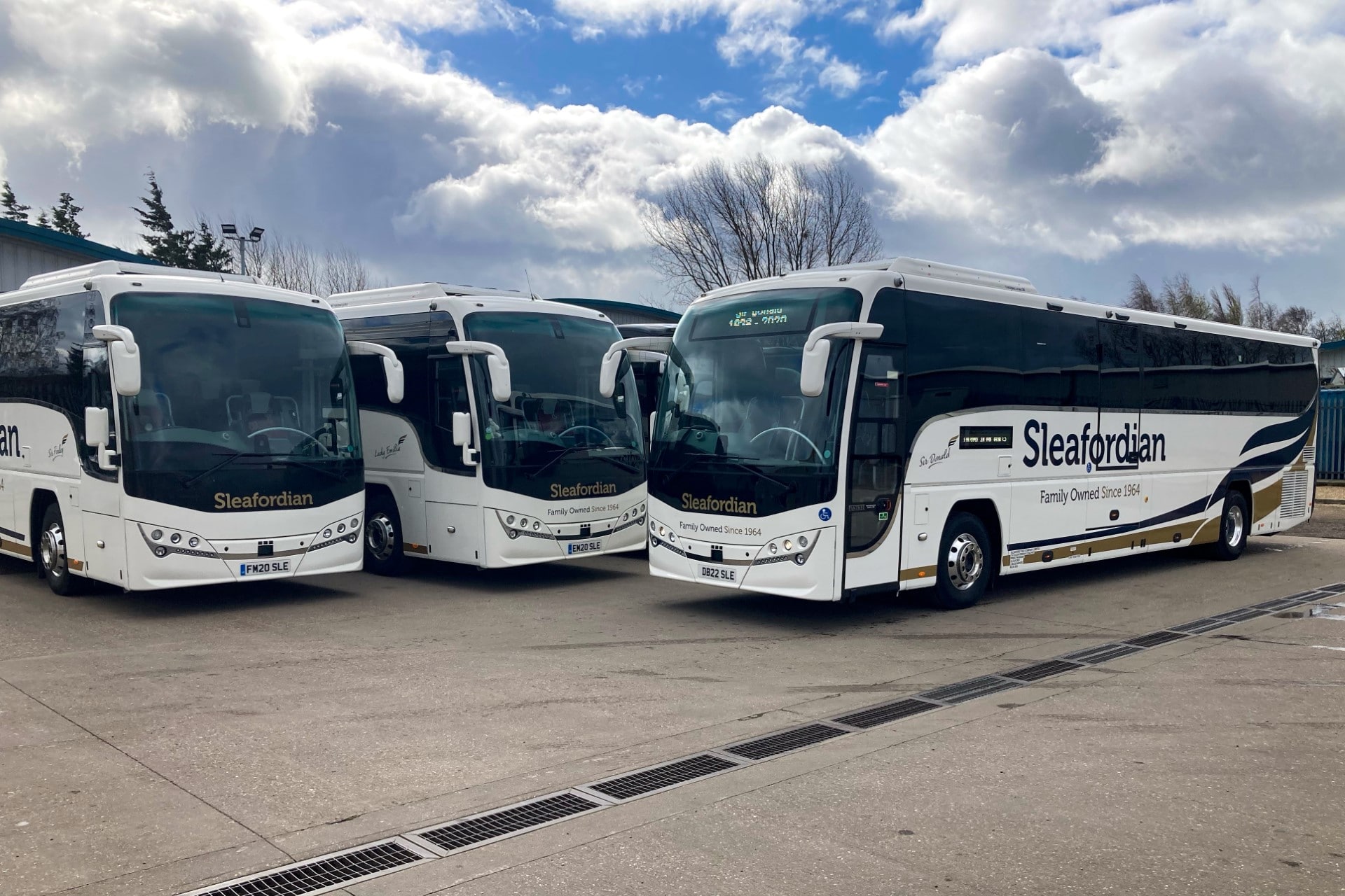 Sleafordian Coaches Volvo B8R Plaxton Panther