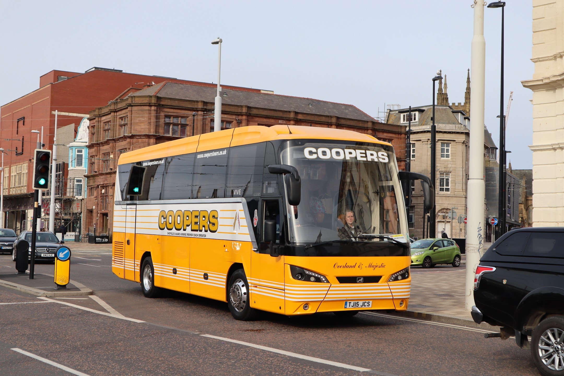 Blackpool reintroduces free coach parking for 2022