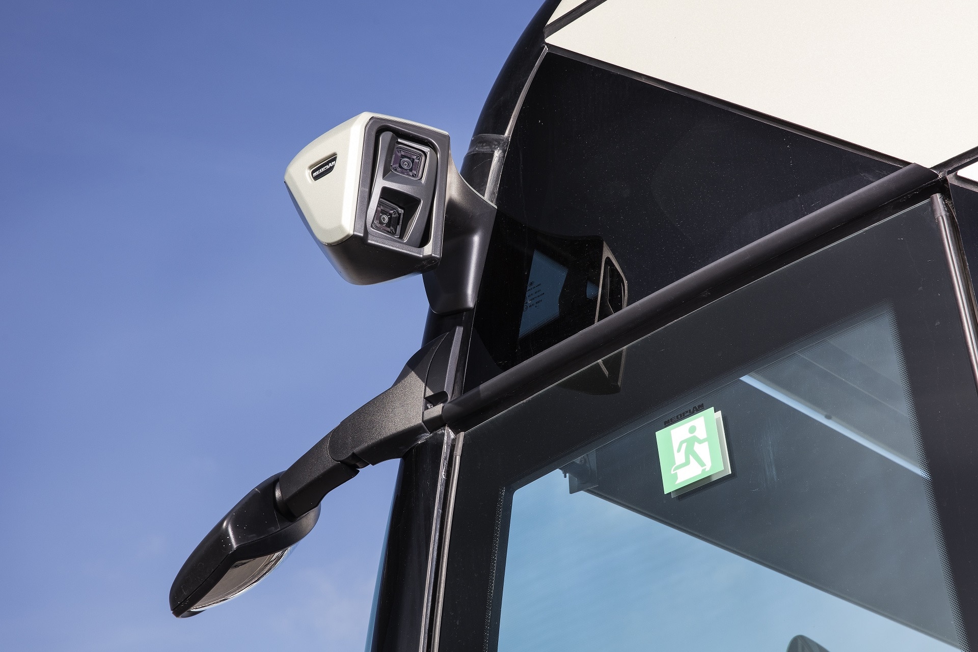 MAN OptiView cameras affixed to a Neoplan Tourliner