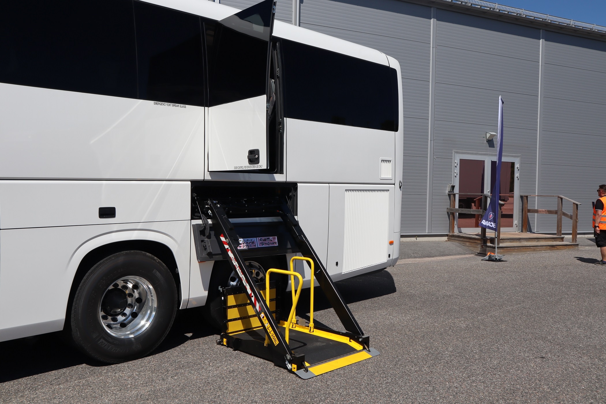 PSVAR compliant coach with wheelchair user lift