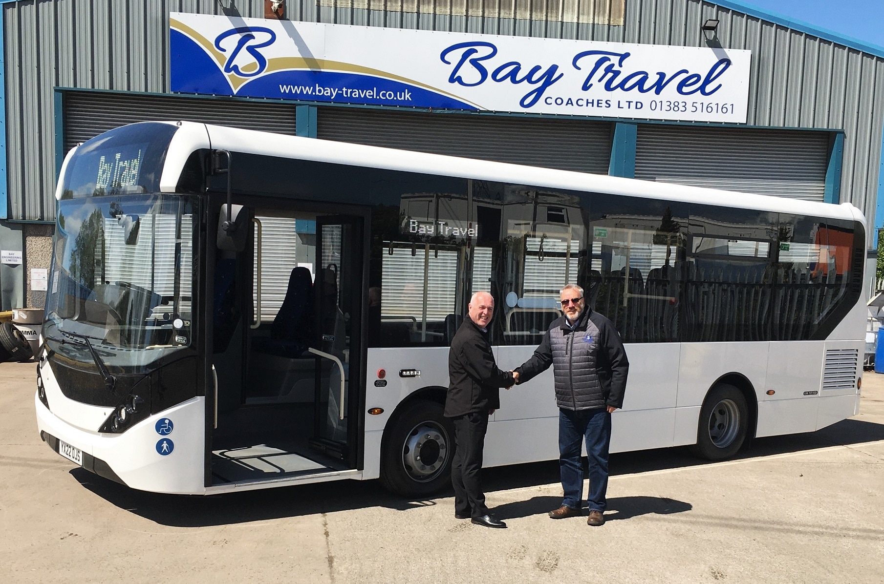 Bay Travel takes three Enviro200 single-deckers