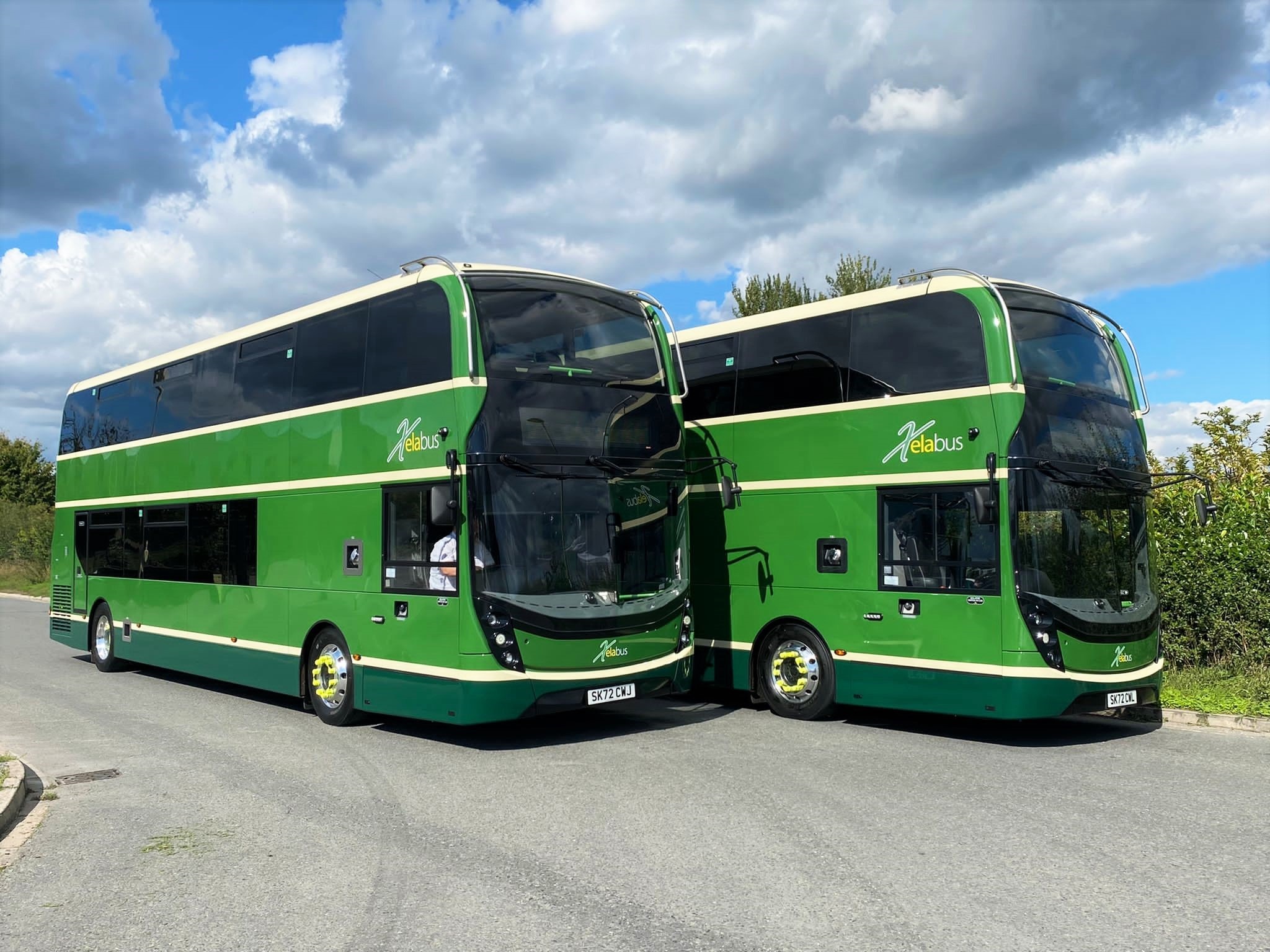 Alexander Dennis Enviro400 pair for Xelabus