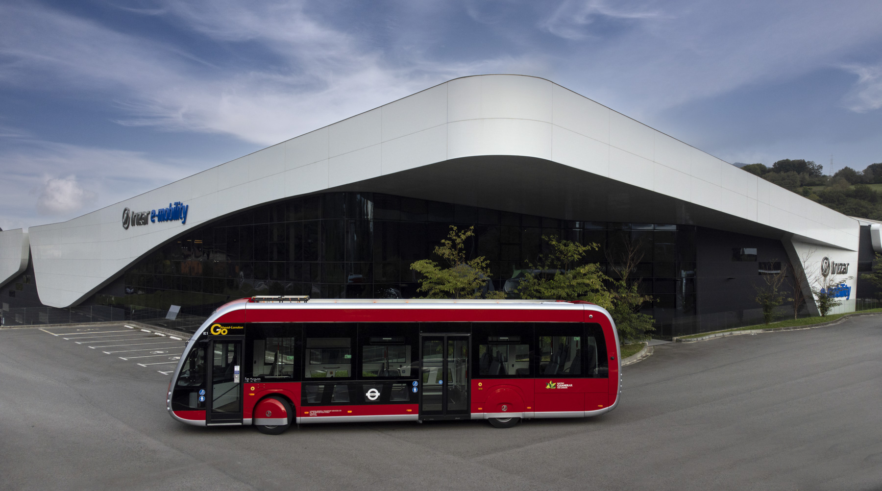 Irizar ie tram for Go-Ahead London