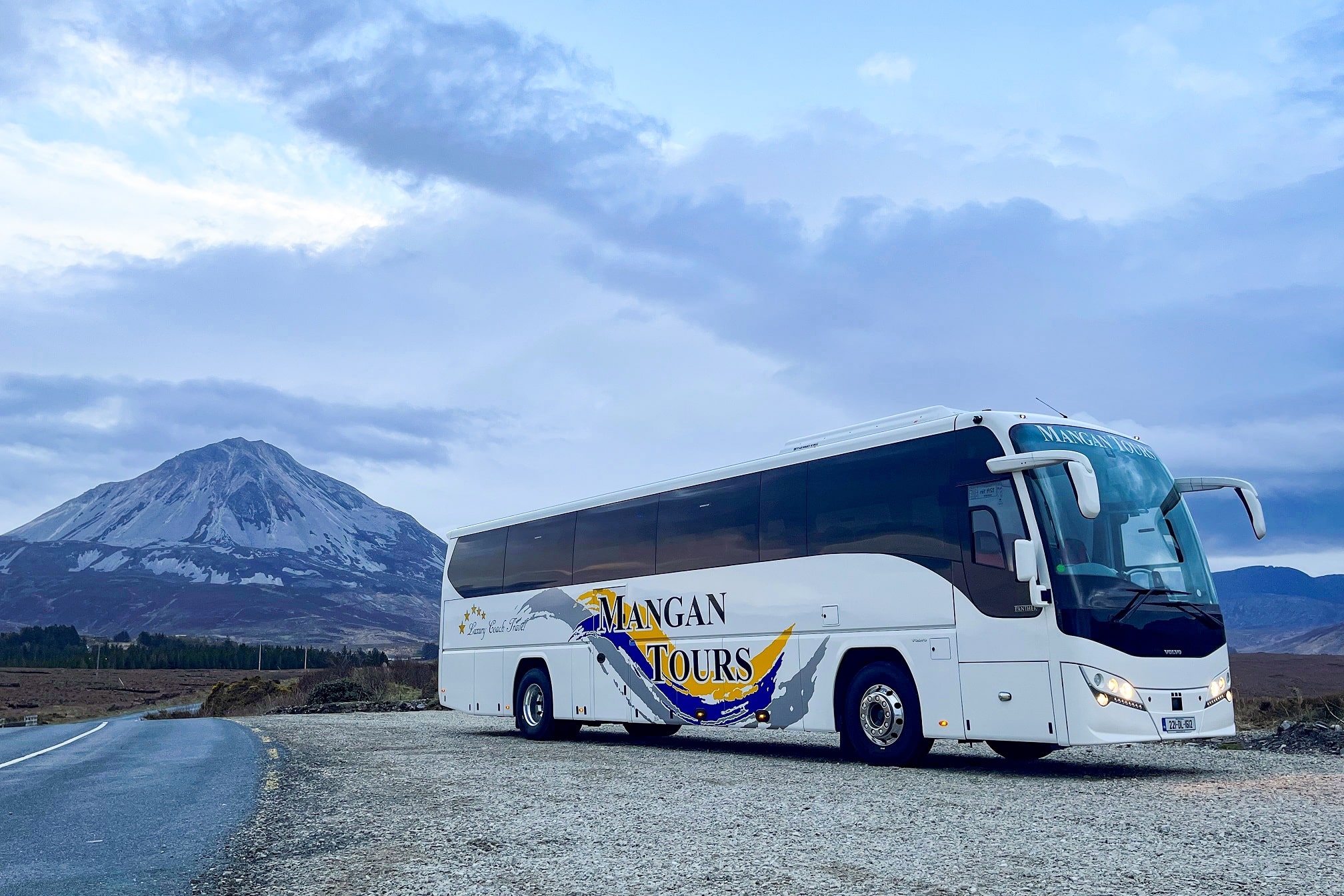 Mangan Tours Plaxton Panther Volvo B8R