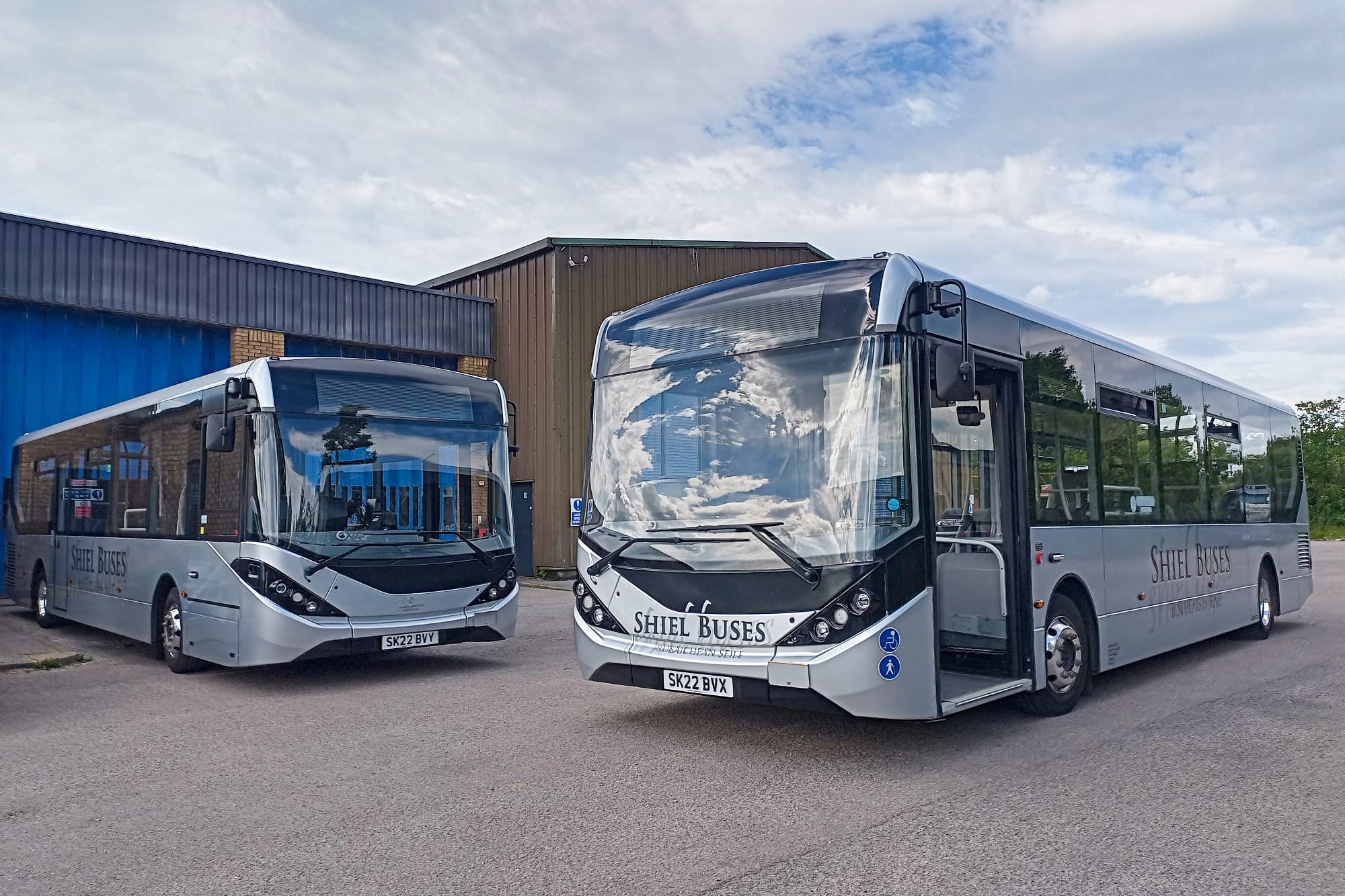 Shiel Buses Enviro200 pair