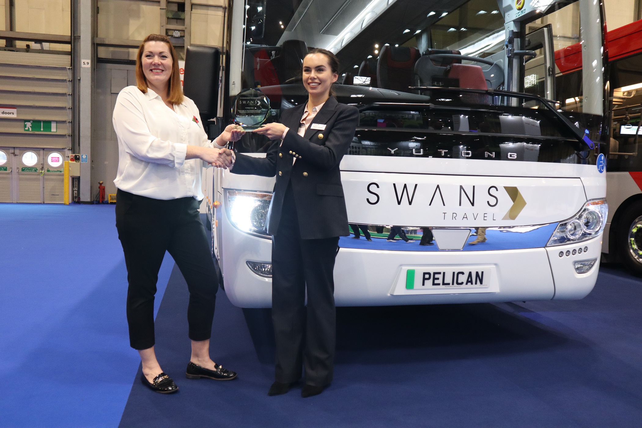 Zero emission Yutong TCe12 coach handed over to Swans Travel