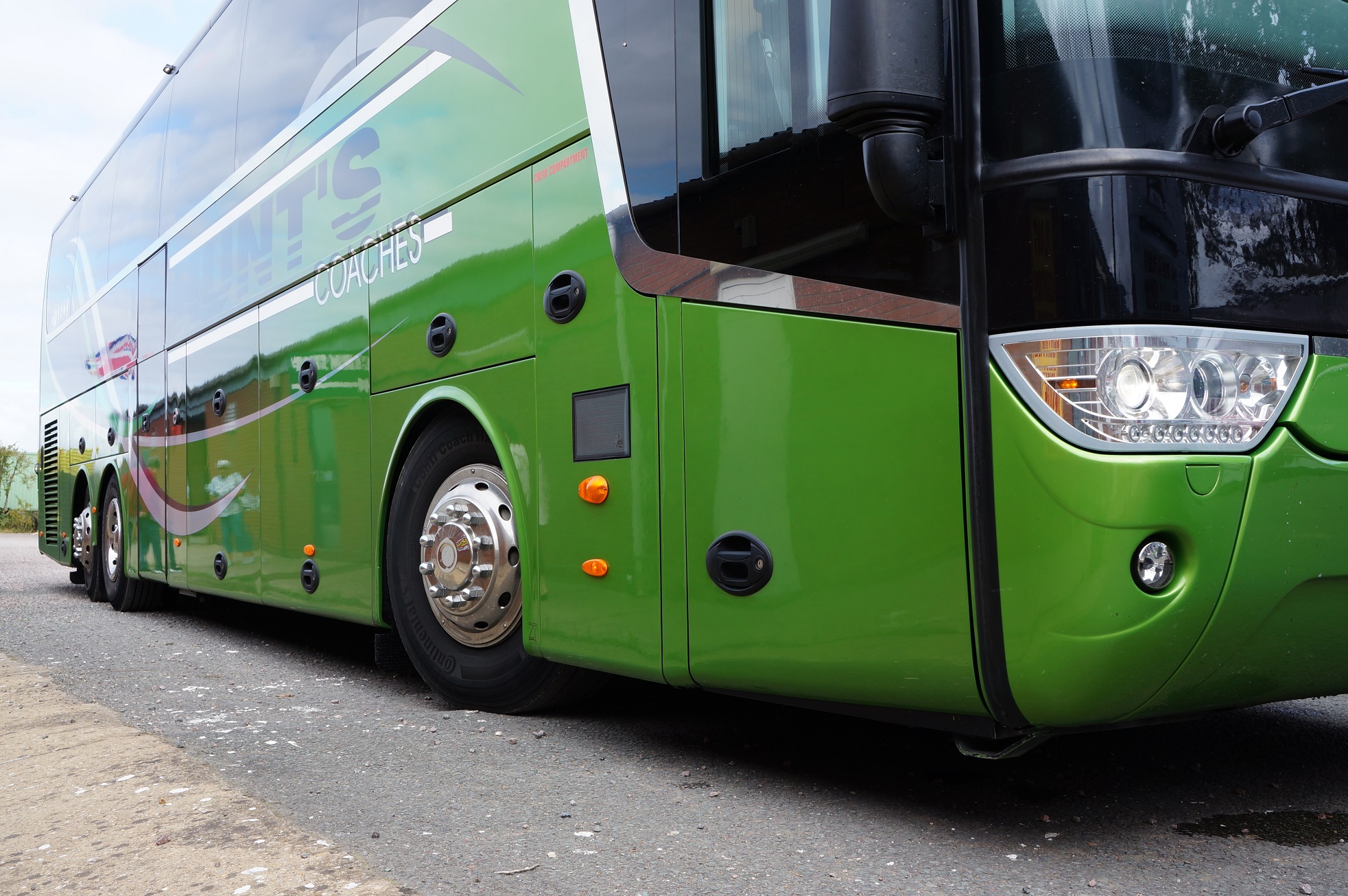 DfT claims to support coach decarbonisation