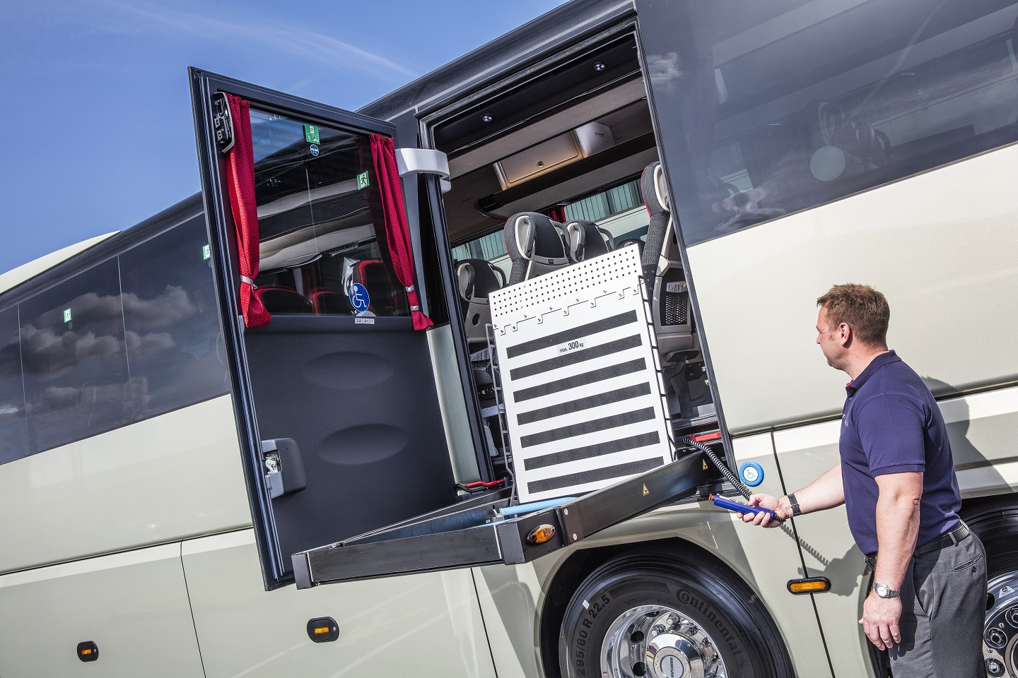 Accessible coaches get exemption to Sheffield CAZ