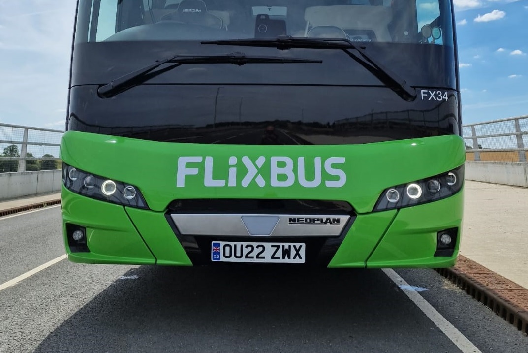 FlixBus coach front picture