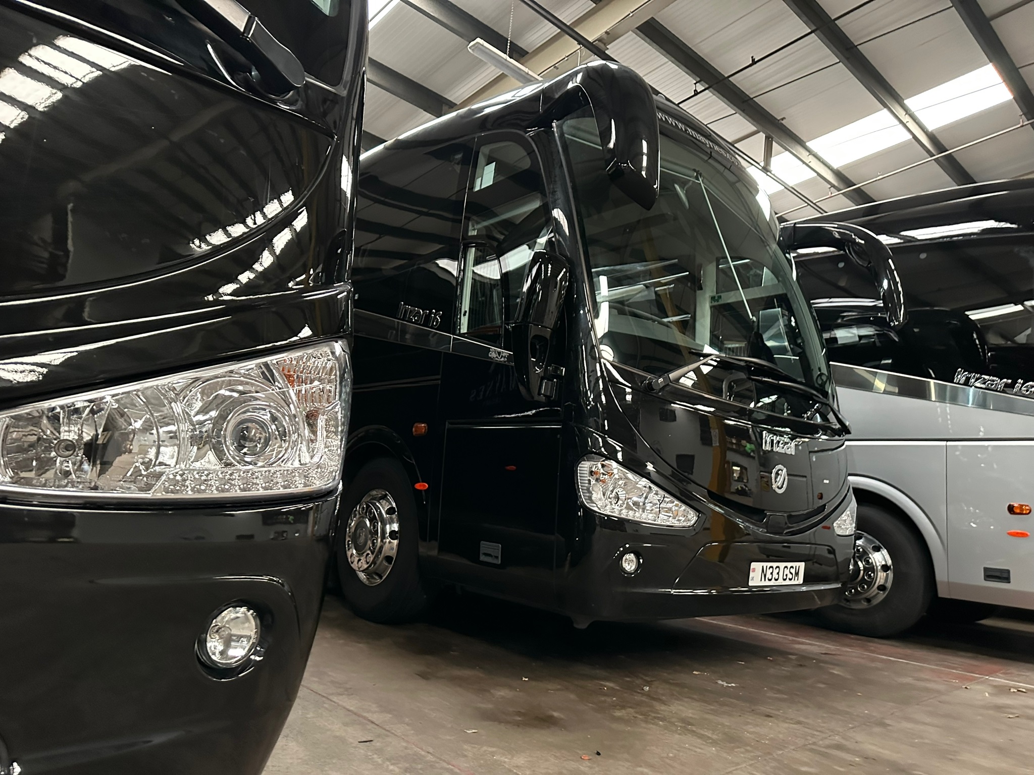 Maynes Legacy Irizar i6 coach pair