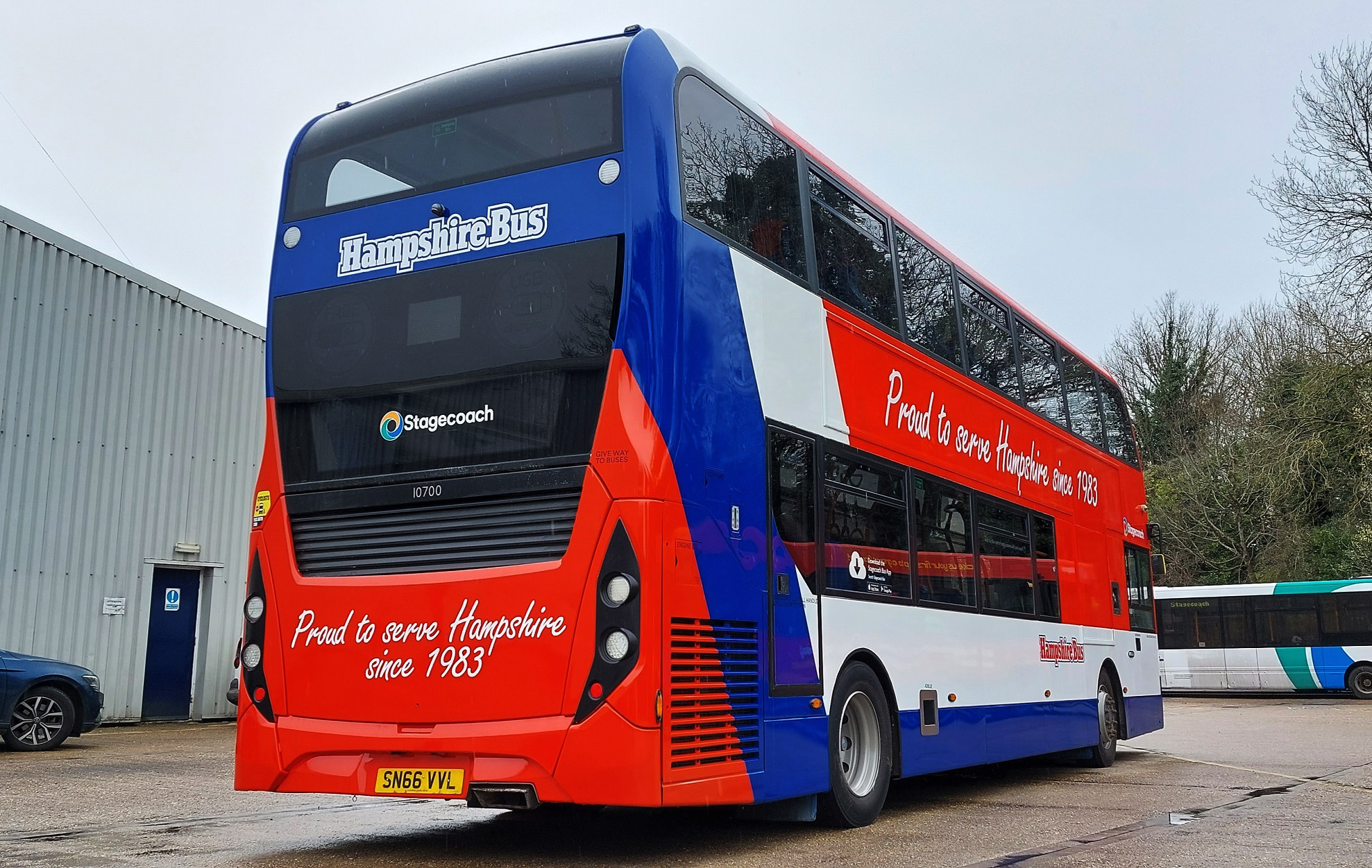 Stagecoach South Enviro400 in Hampshire Bus livery