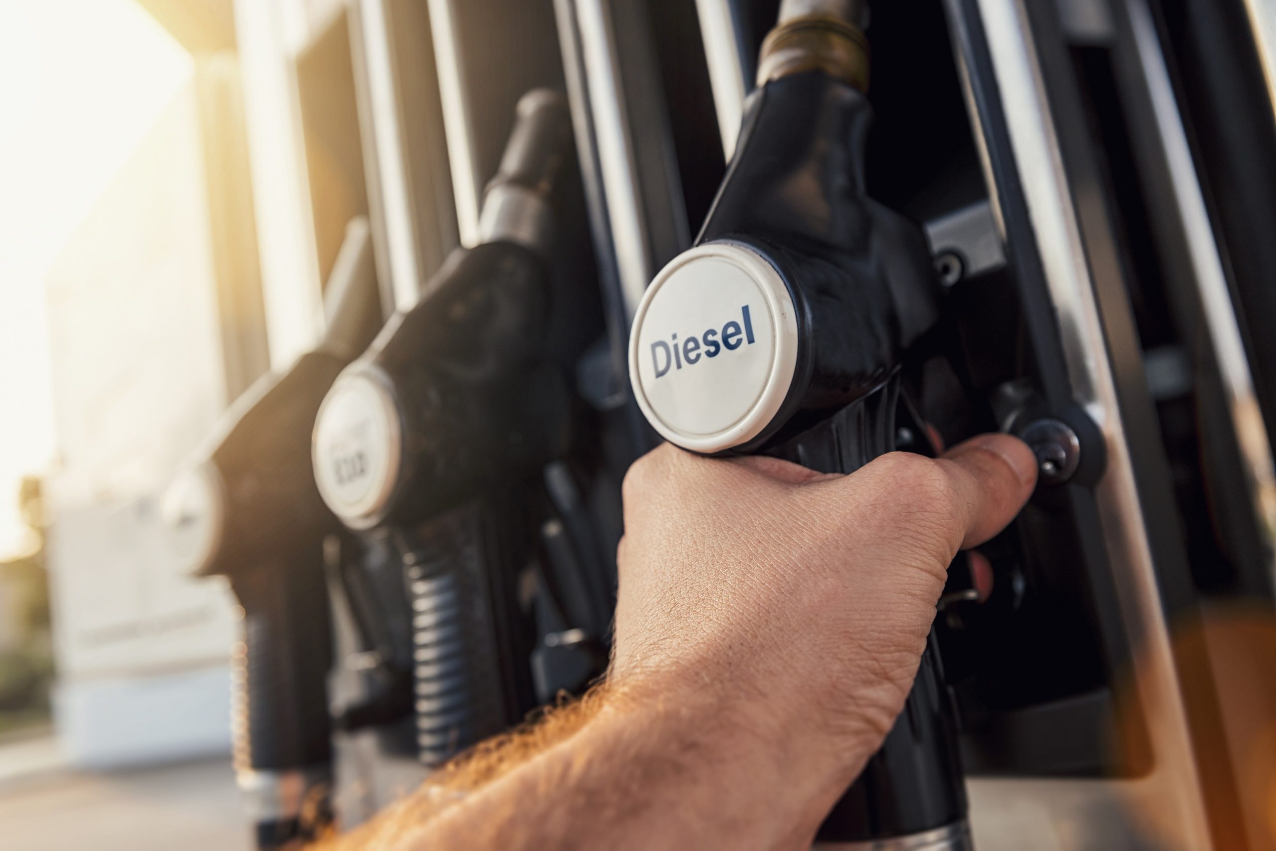 Renewable diesel price fall dropping more slowly than for fossil diesel