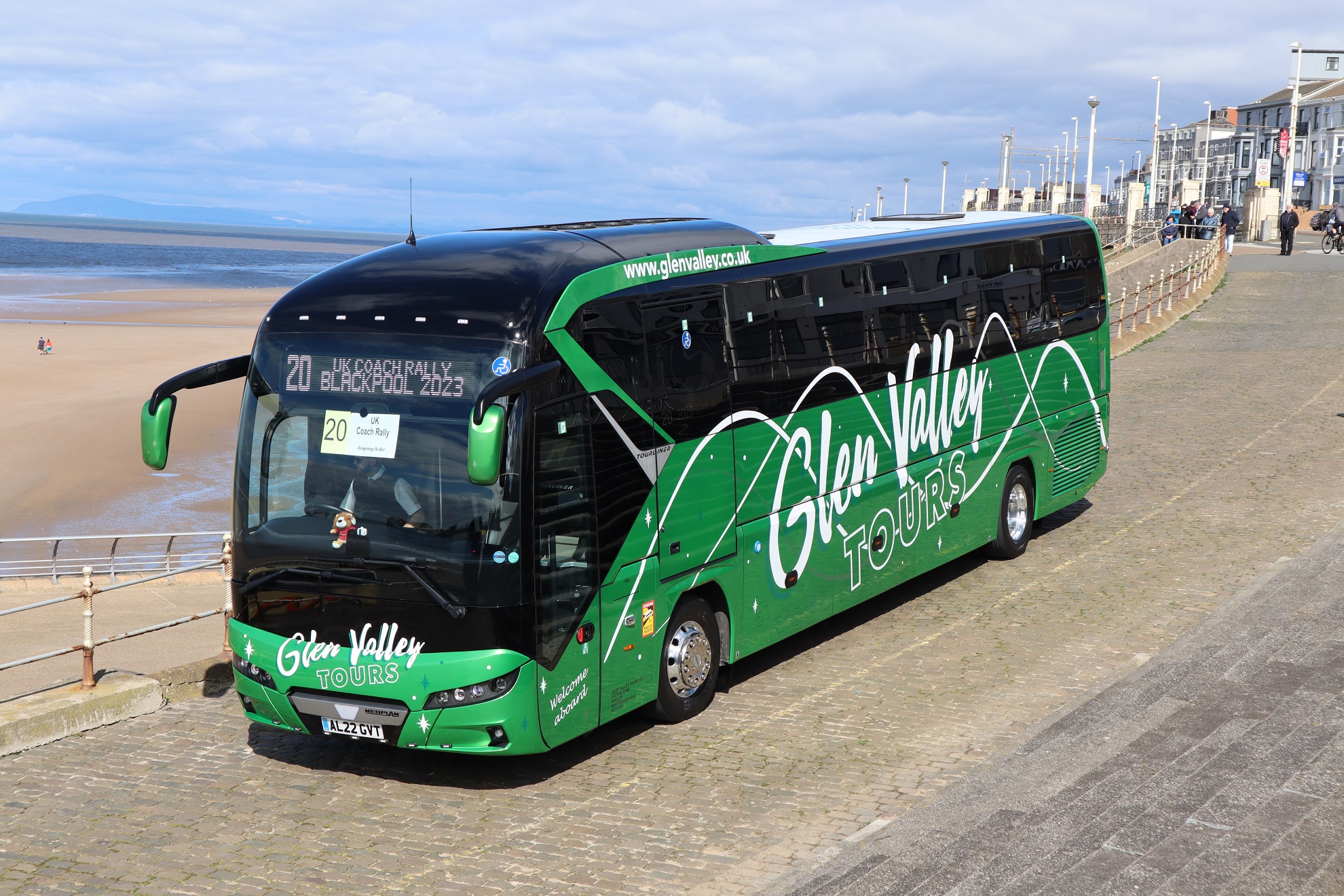 Glen Valley Tours Neoplan Tourliner at 2023 UK Coach Rally