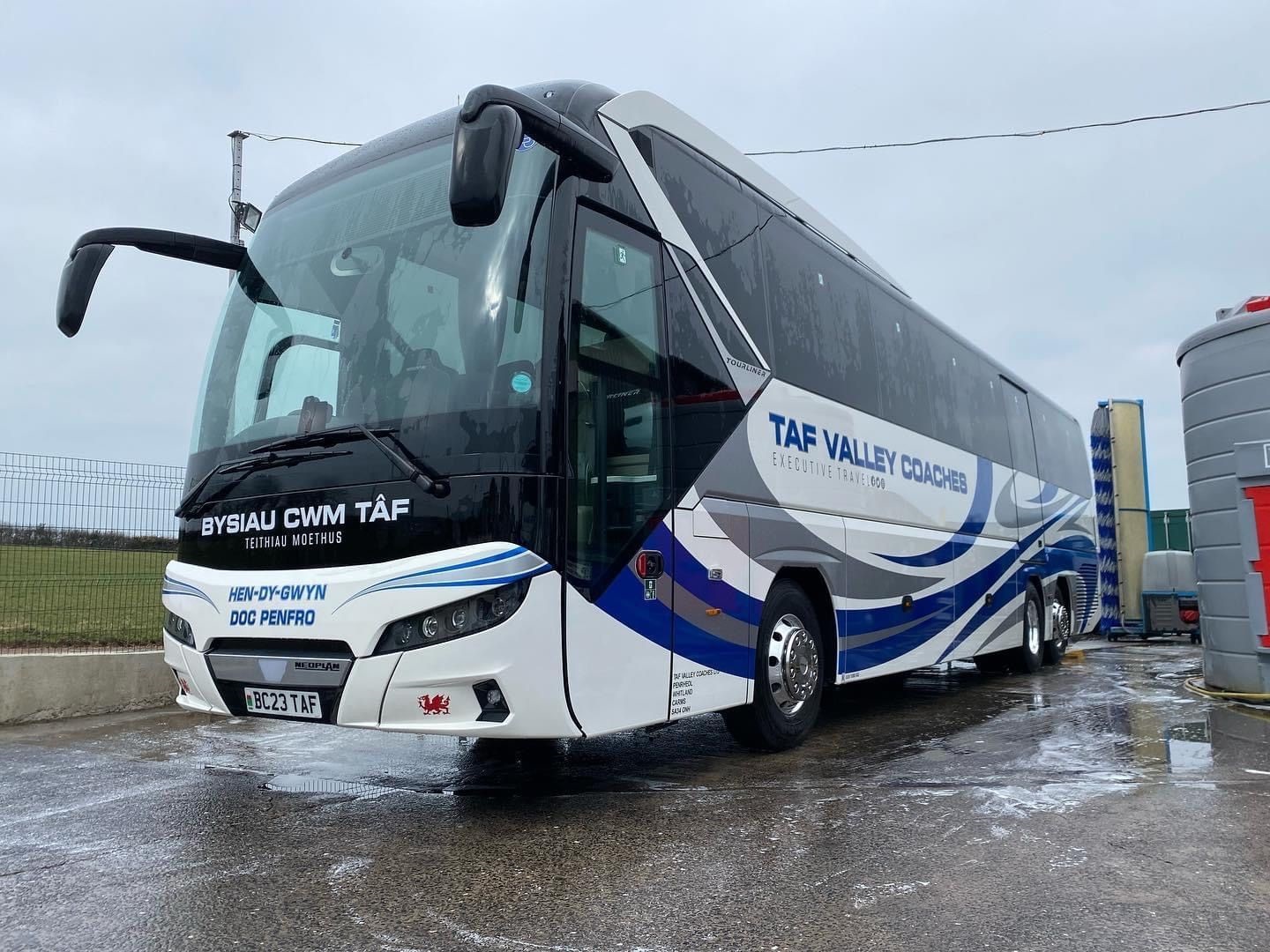 Neoplan Tourliner for Taf Valley Coaches