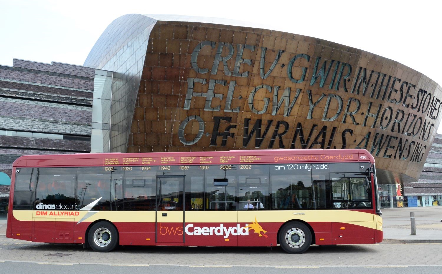 cardiff bus