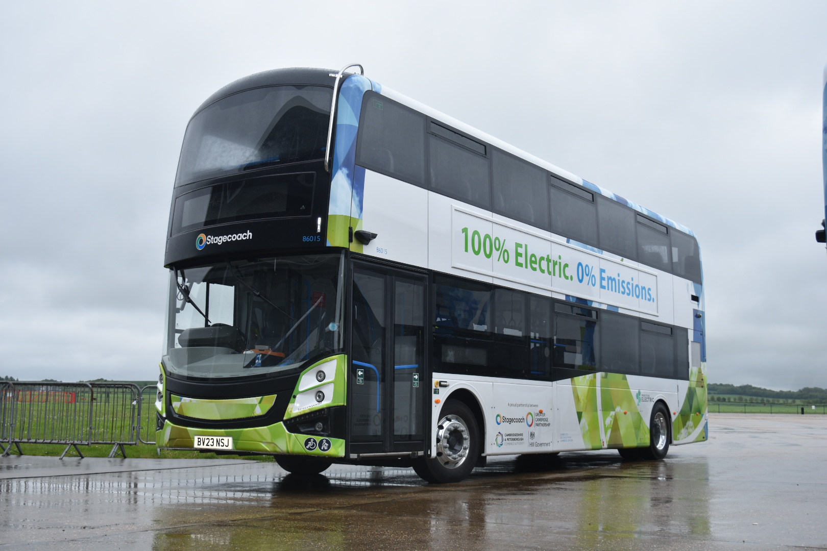 cambridge electric bus launch stagecoach