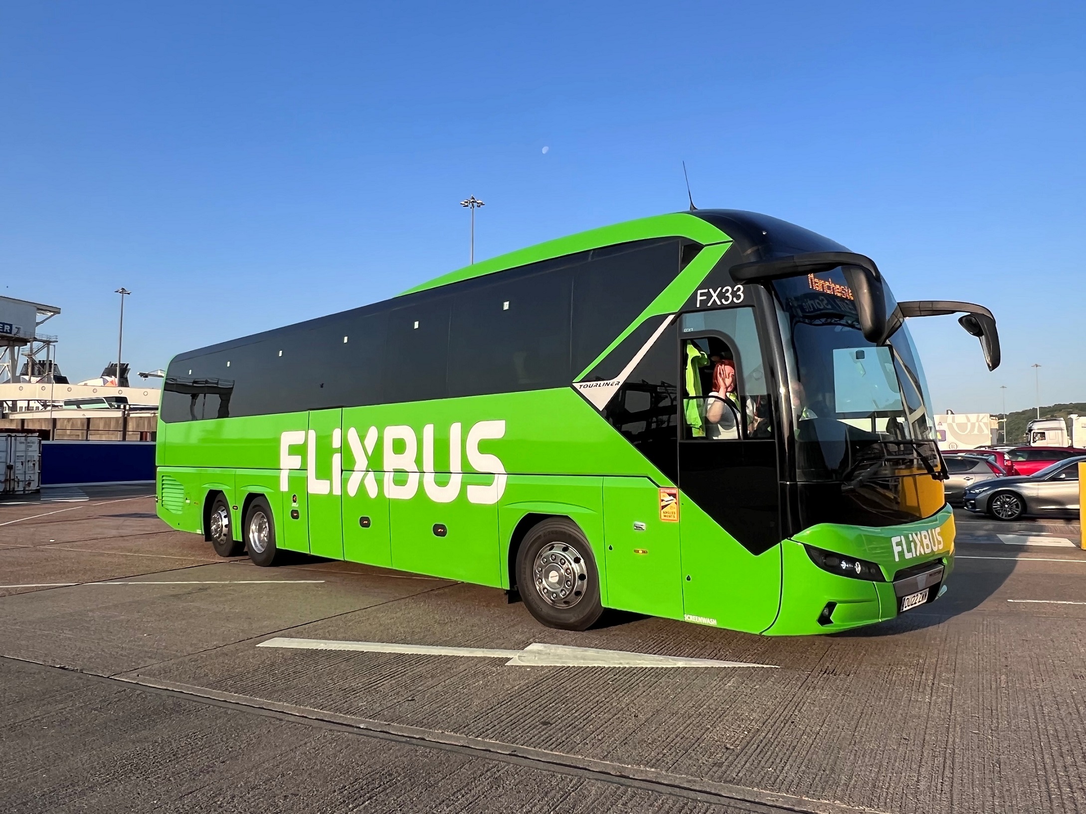 FlixBus to launch Bristol and Leeds to Amsterdam services