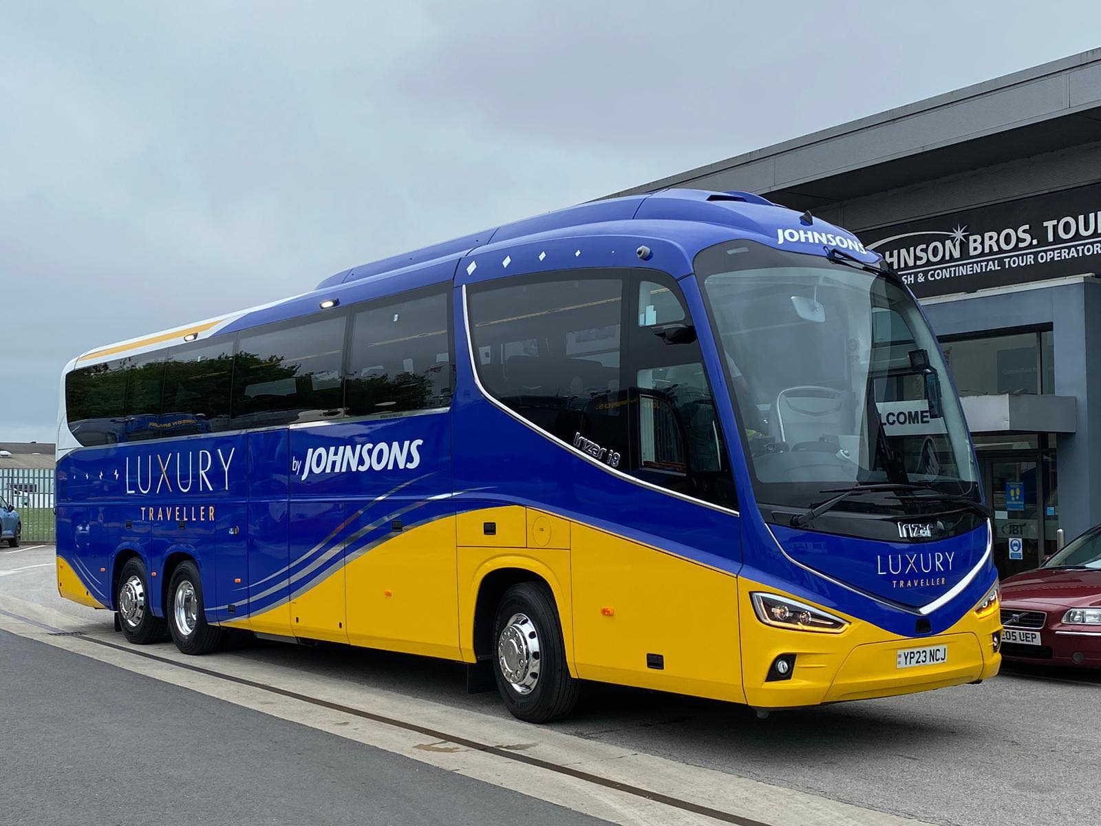Johnsons Coaches Irizar i8 integral in Luxury Traveller livery