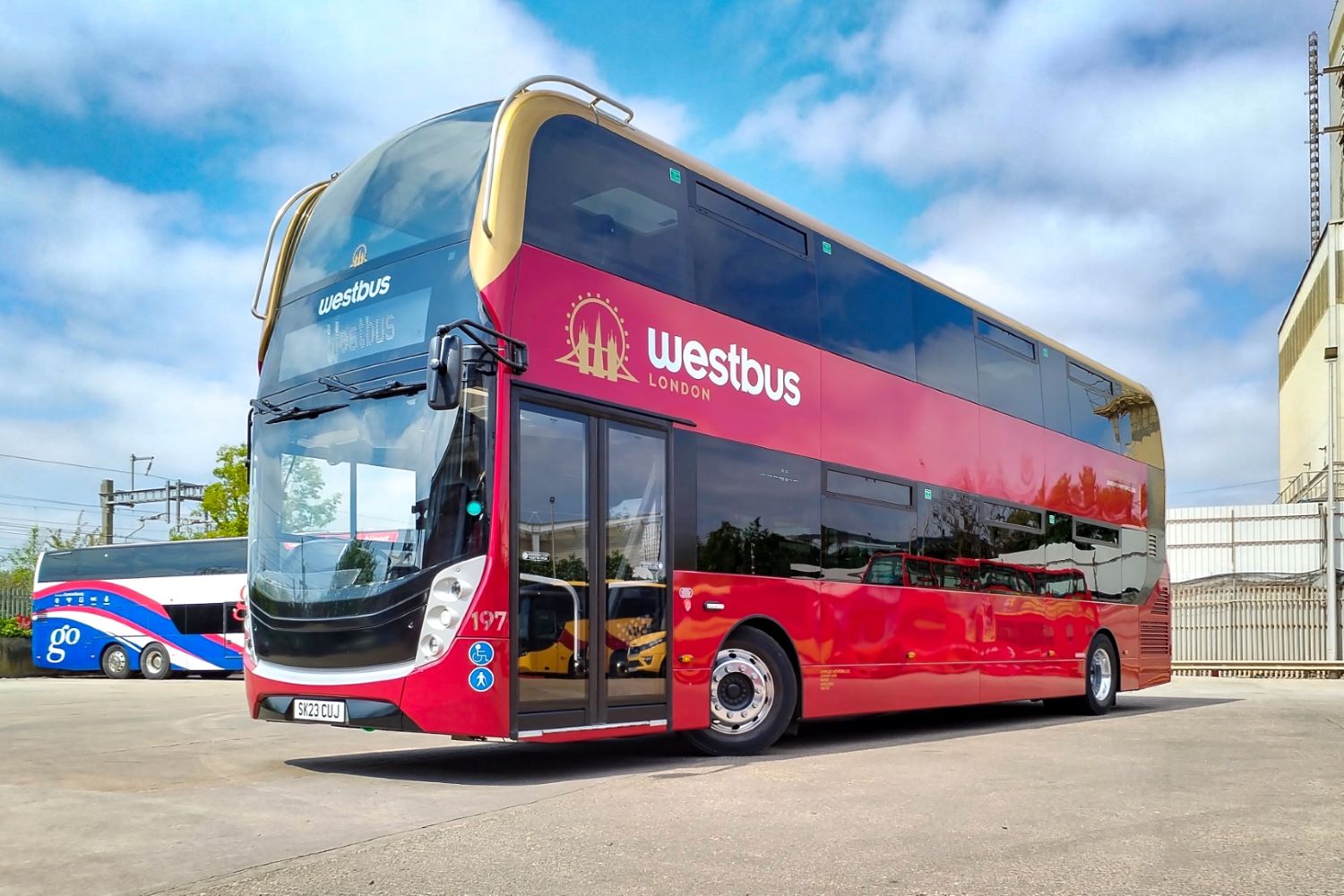 Alexander Dennis Enviro400 for Westbus (1) (resized)