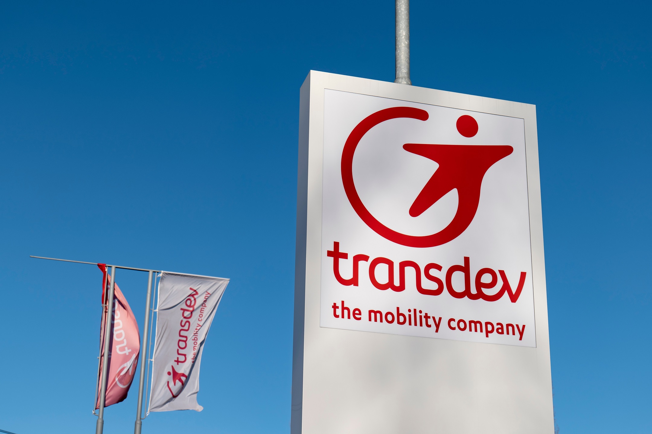 Transdev deploys Take Charge electric bus management tool