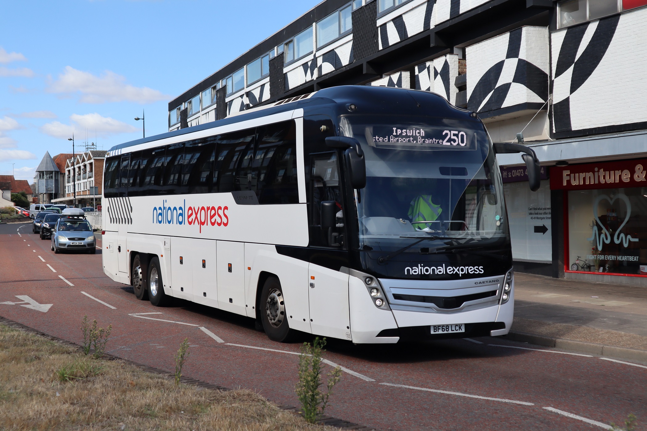 National Express increases services as scheduled coach market grows further