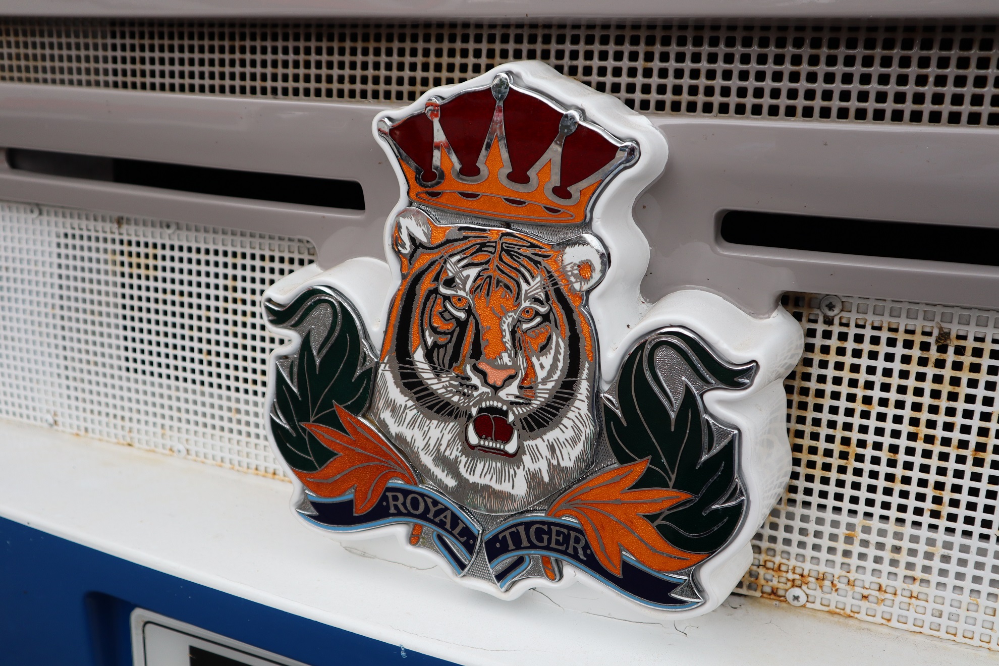 Leyland Royal Tiger badge