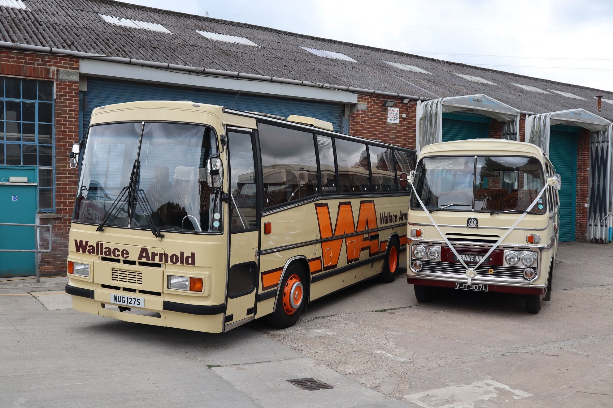Leyland Leopard and Bedford SB5 at Coachfest
