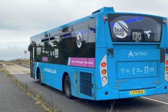 Image of a bus using the Luton Busway