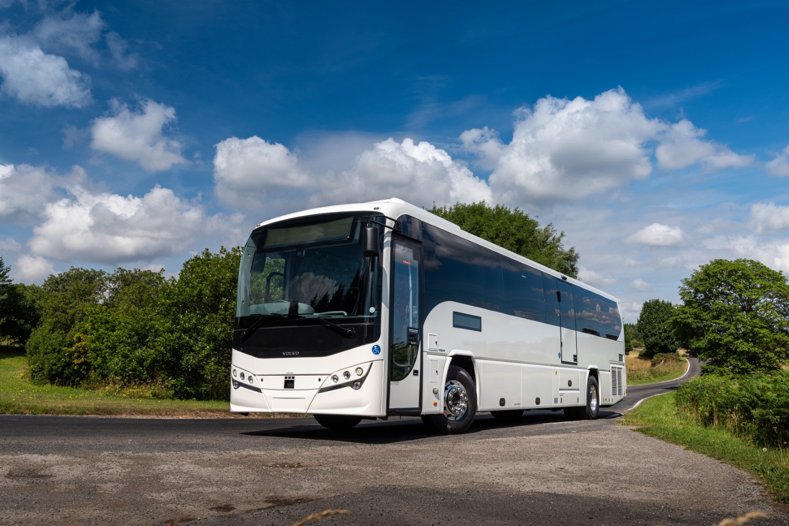 Alexander Dennis confirms Plaxton 2024 coach production plans
