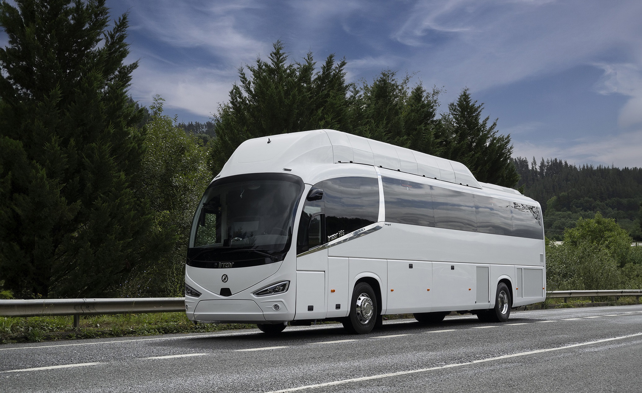 Irizar i6S Efficient Hydrogen coach debuts