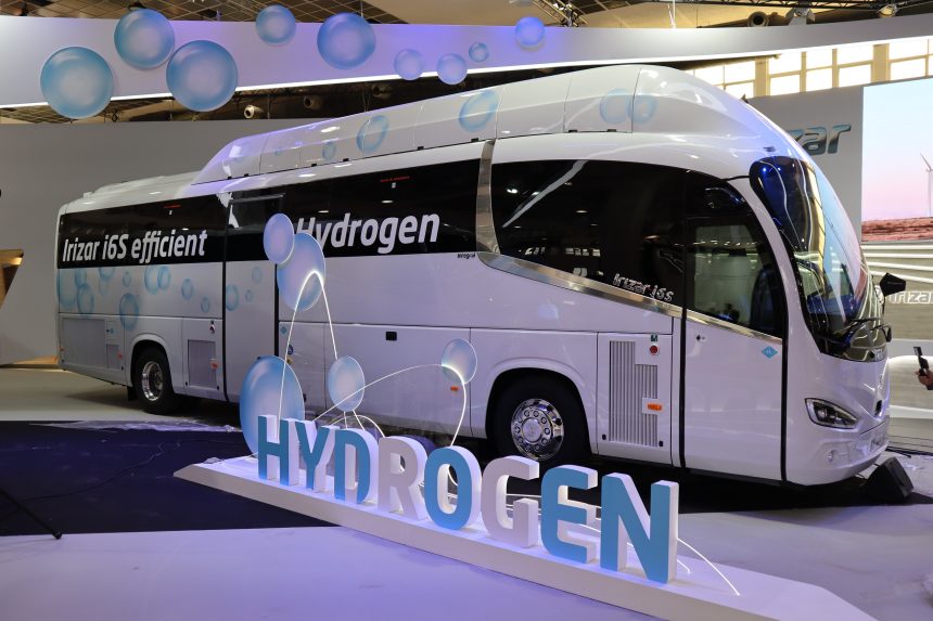 Irizar i6S Efficient Hydrogen coach unveiled