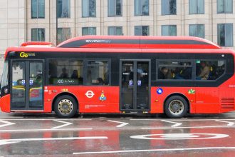 152 more electric buses for London
